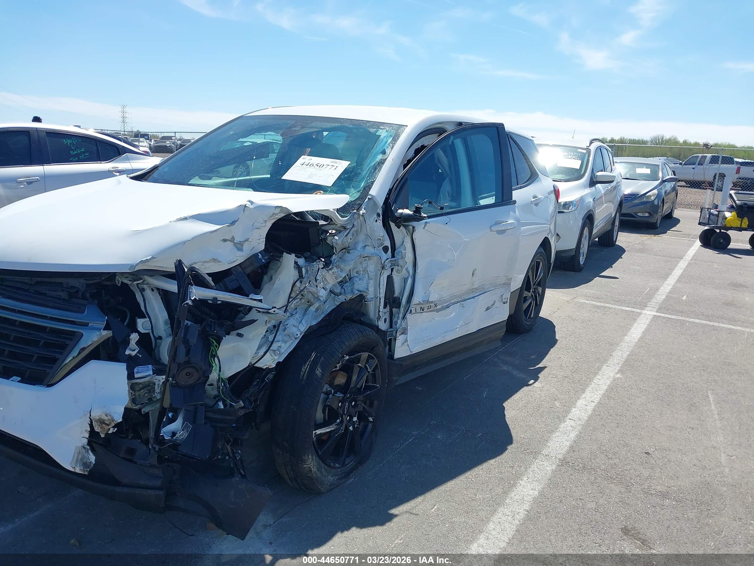 CHEVROLET EQUINOX image 6