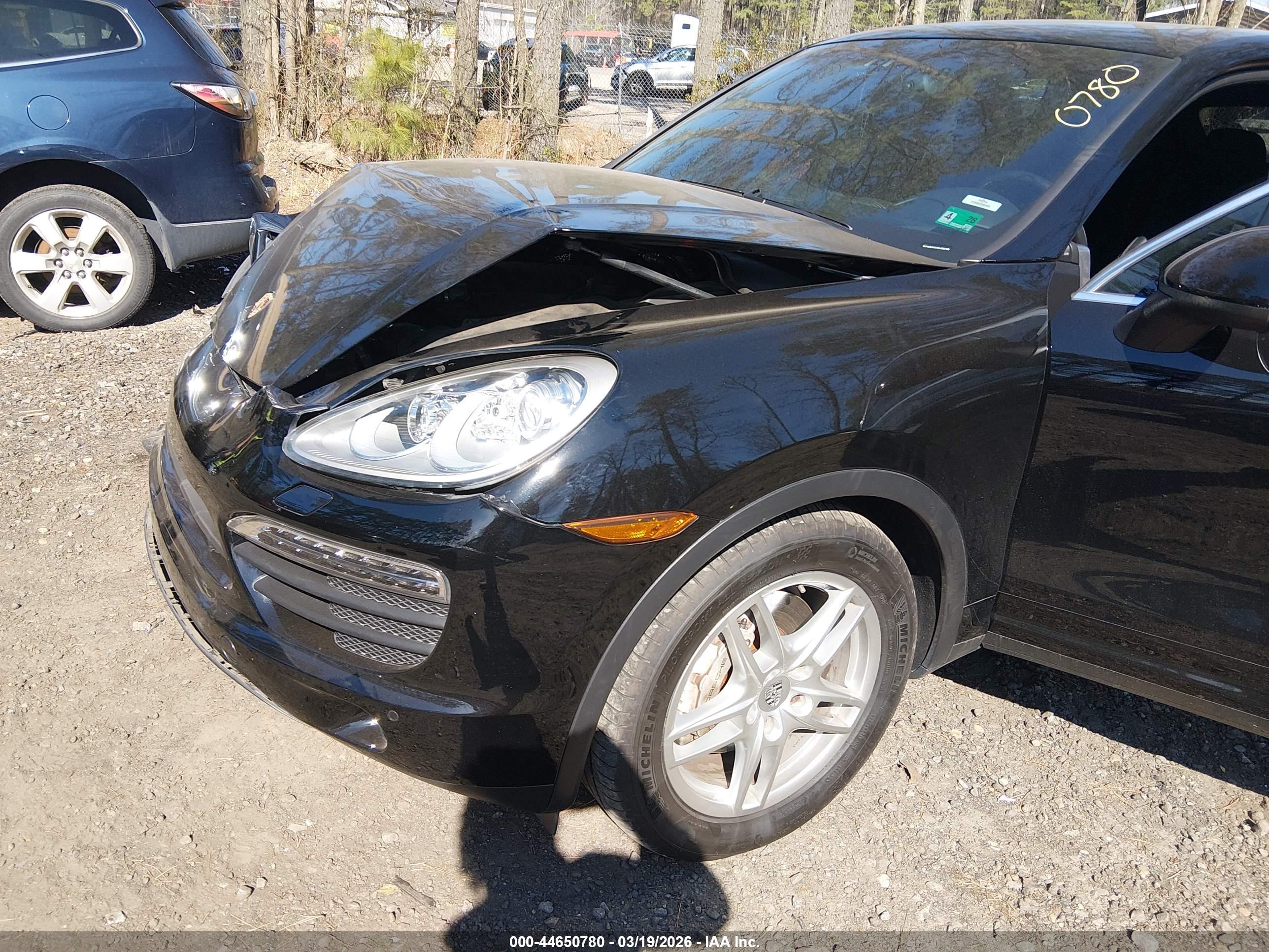 PORSCHE CAYENNE image 6
