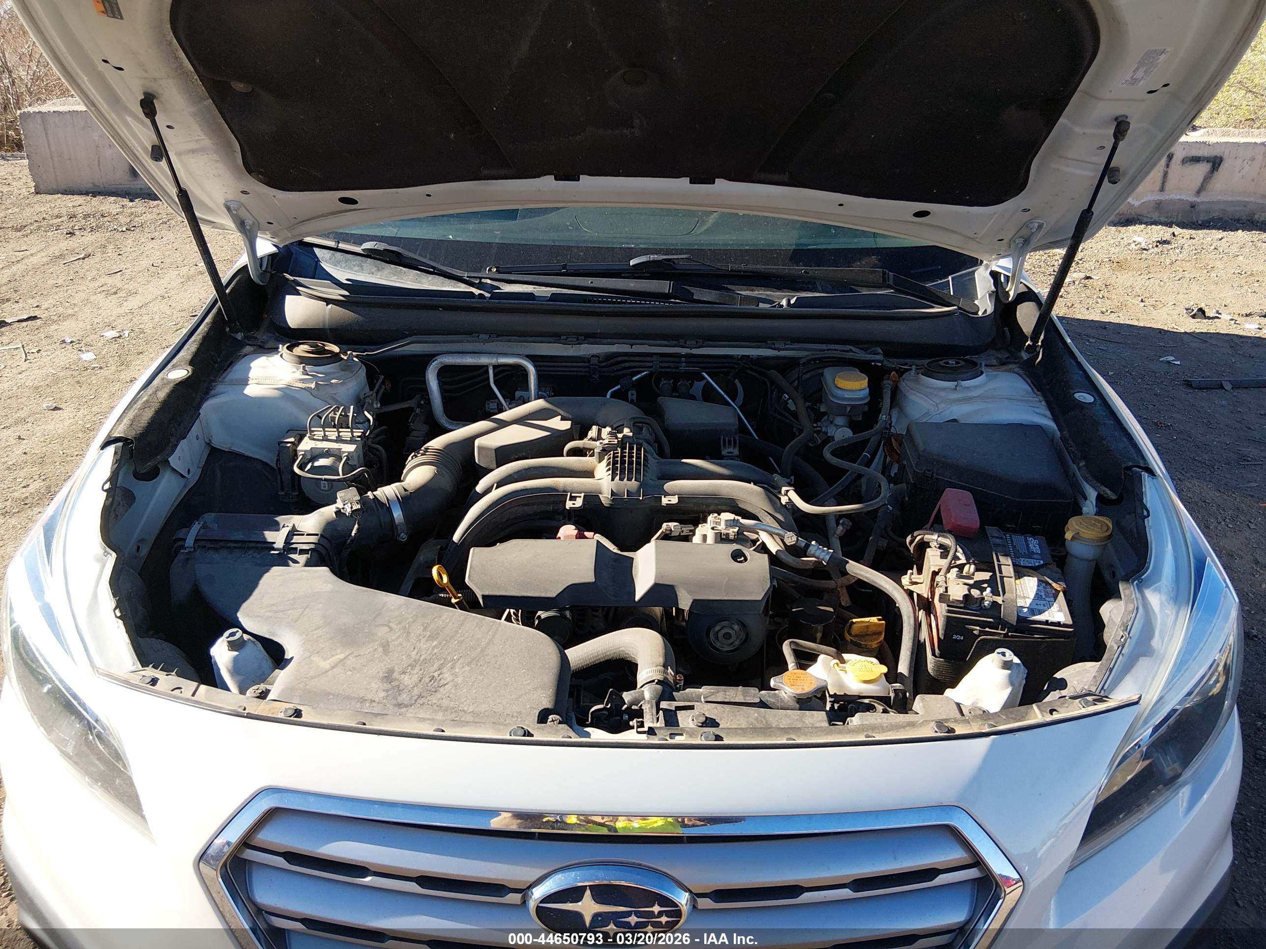 SUBARU OUTBACK image 10