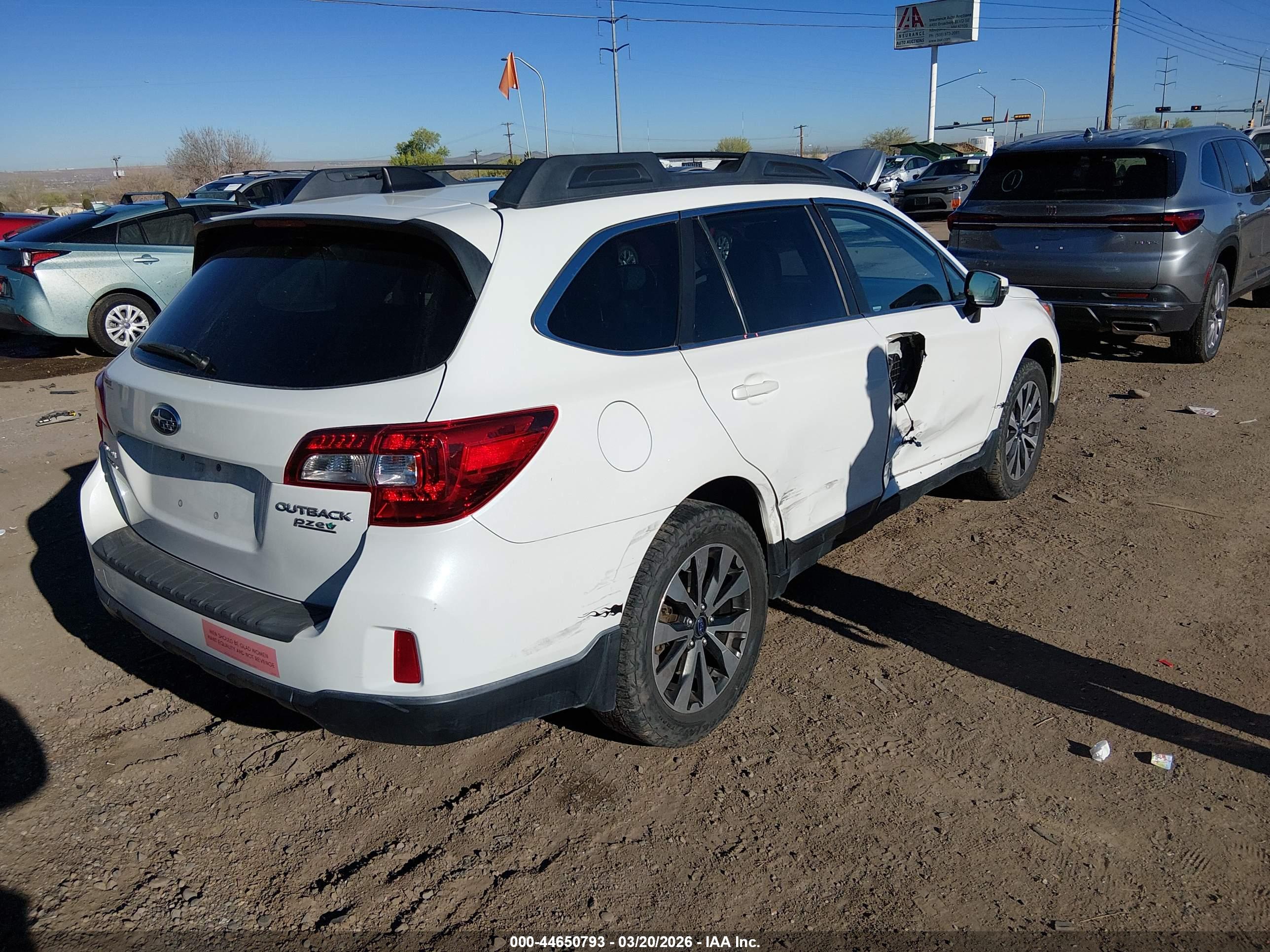 SUBARU OUTBACK image 4