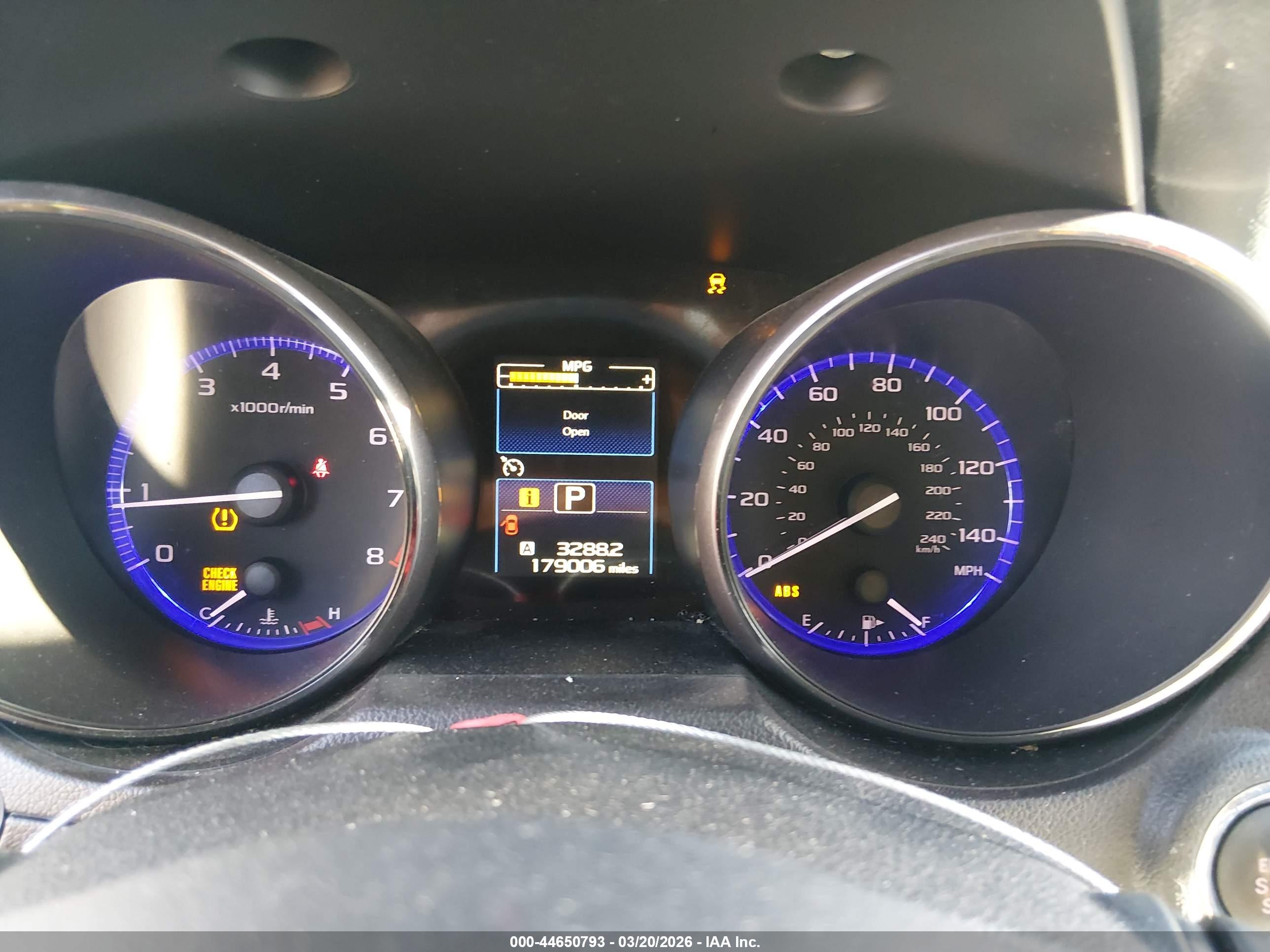 SUBARU OUTBACK image 7
