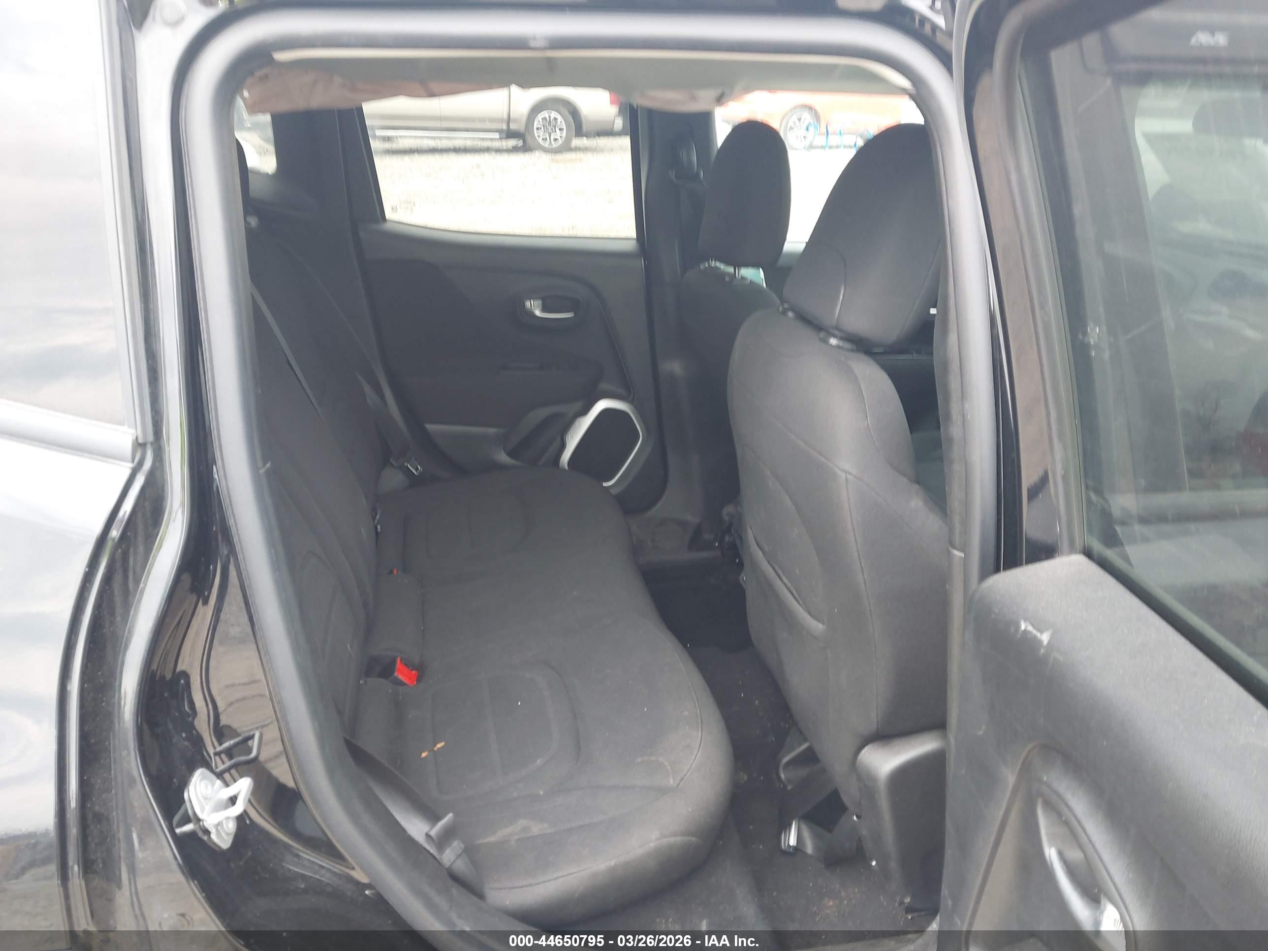 JEEP RENEGADE image 8