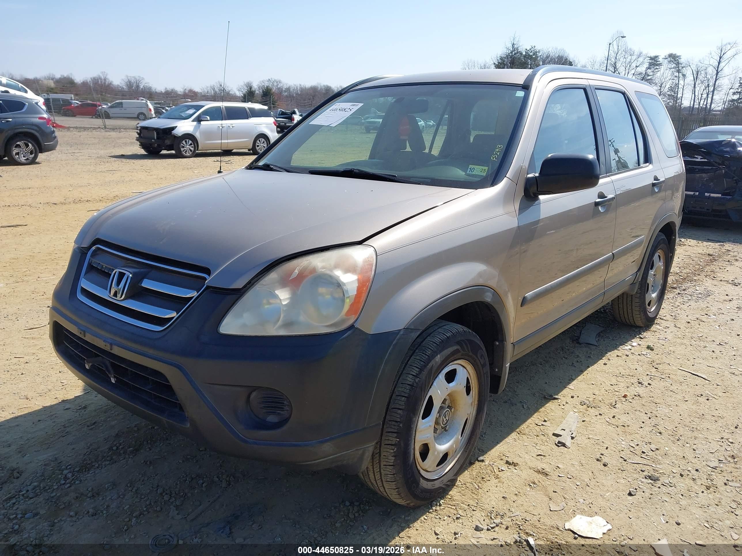 HONDA CR-V image 2