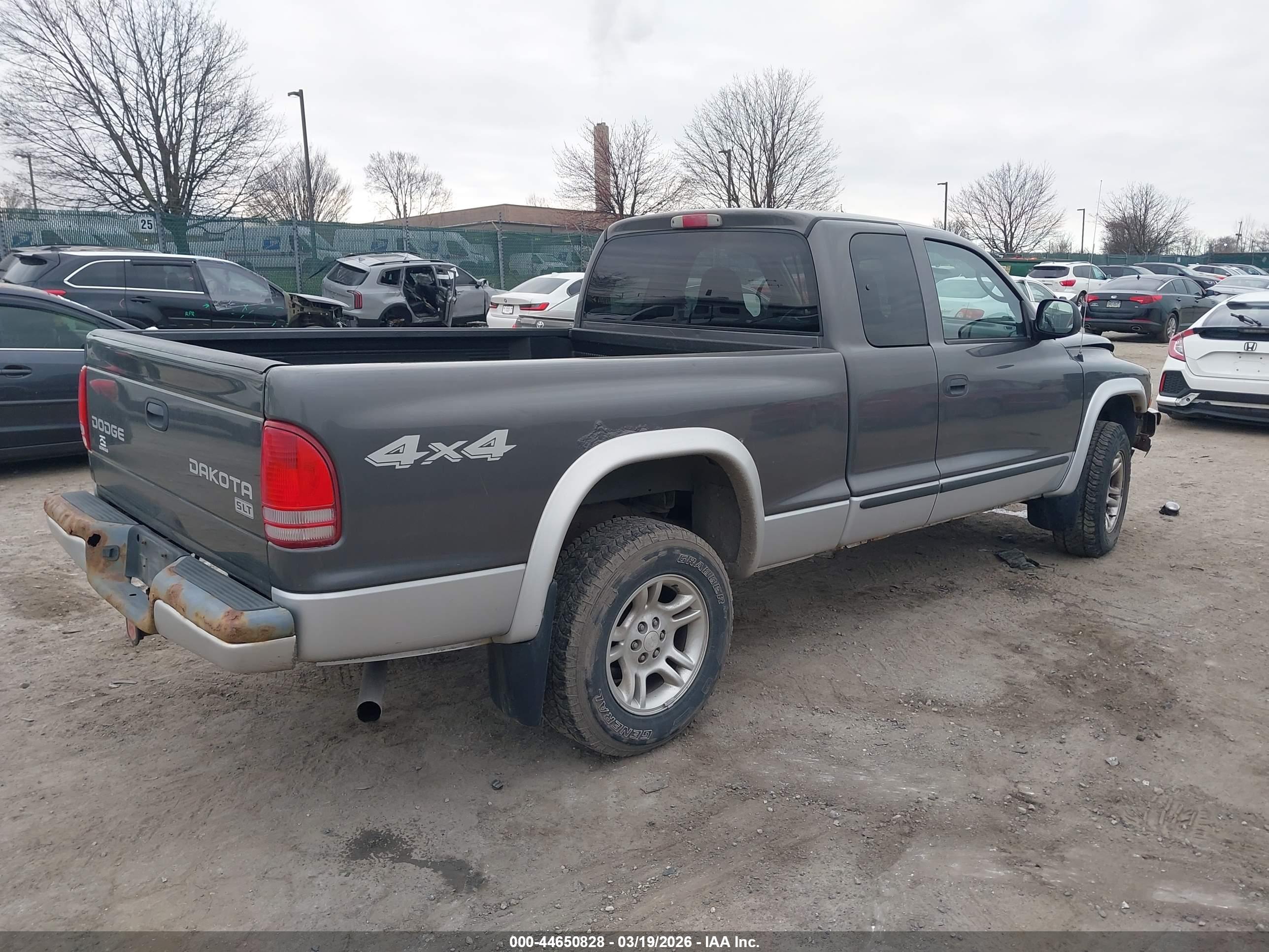 DODGE DAKOTA image 4