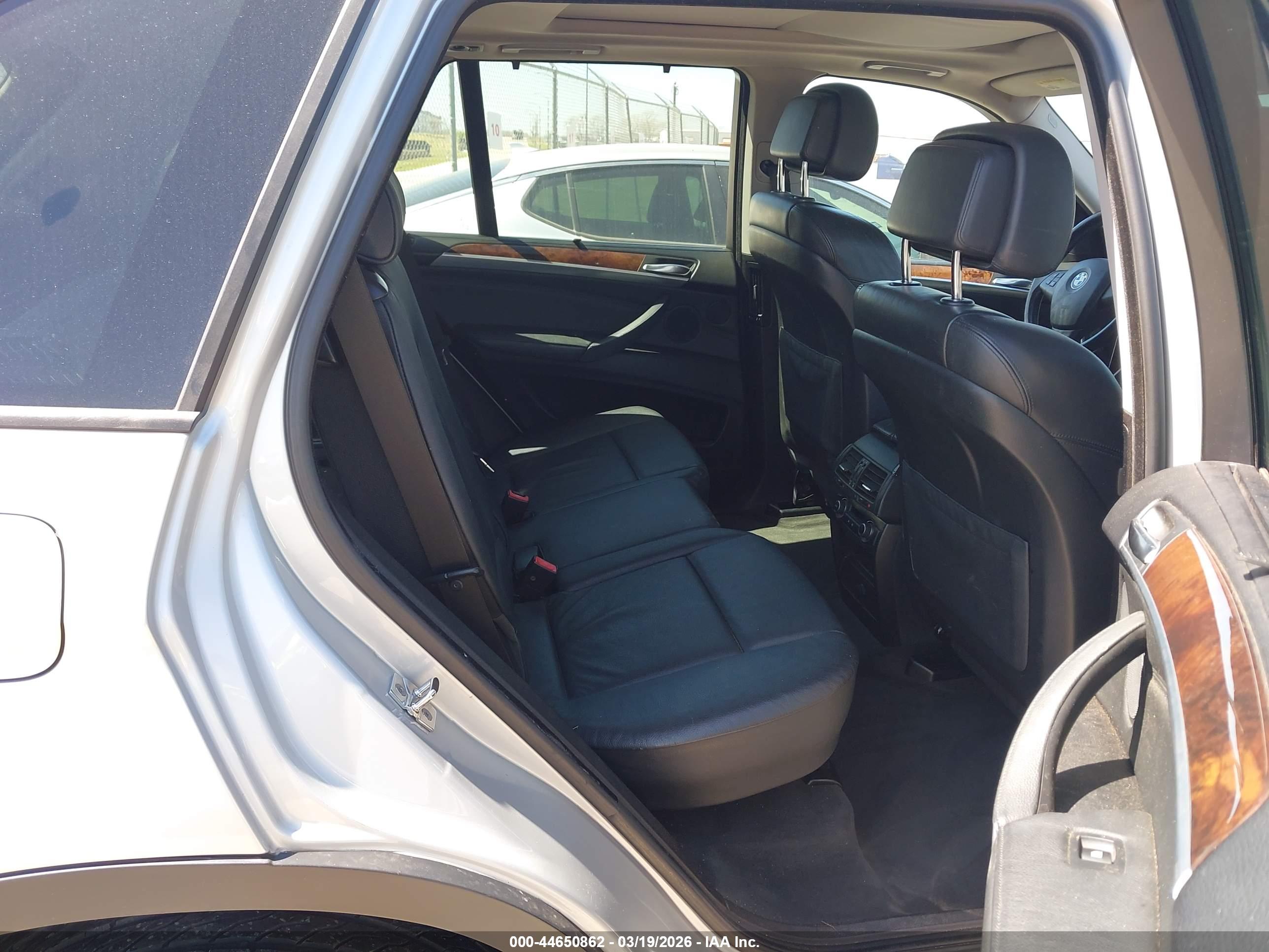 BMW X5 image 8