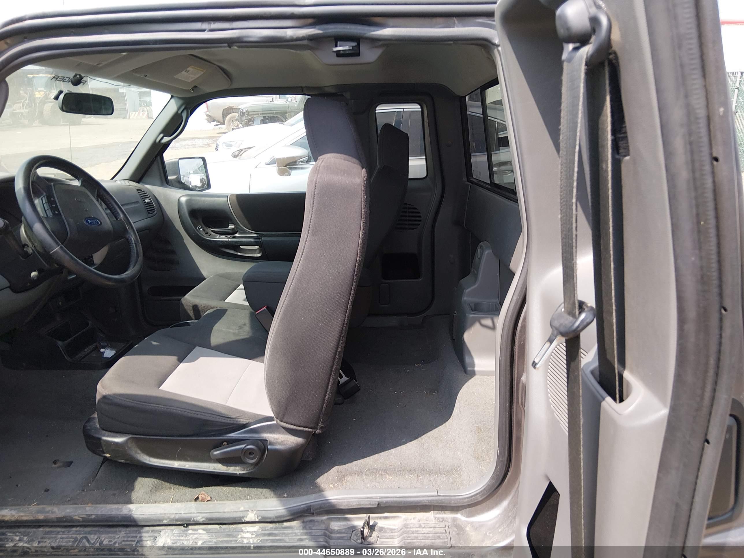 FORD RANGER image 8
