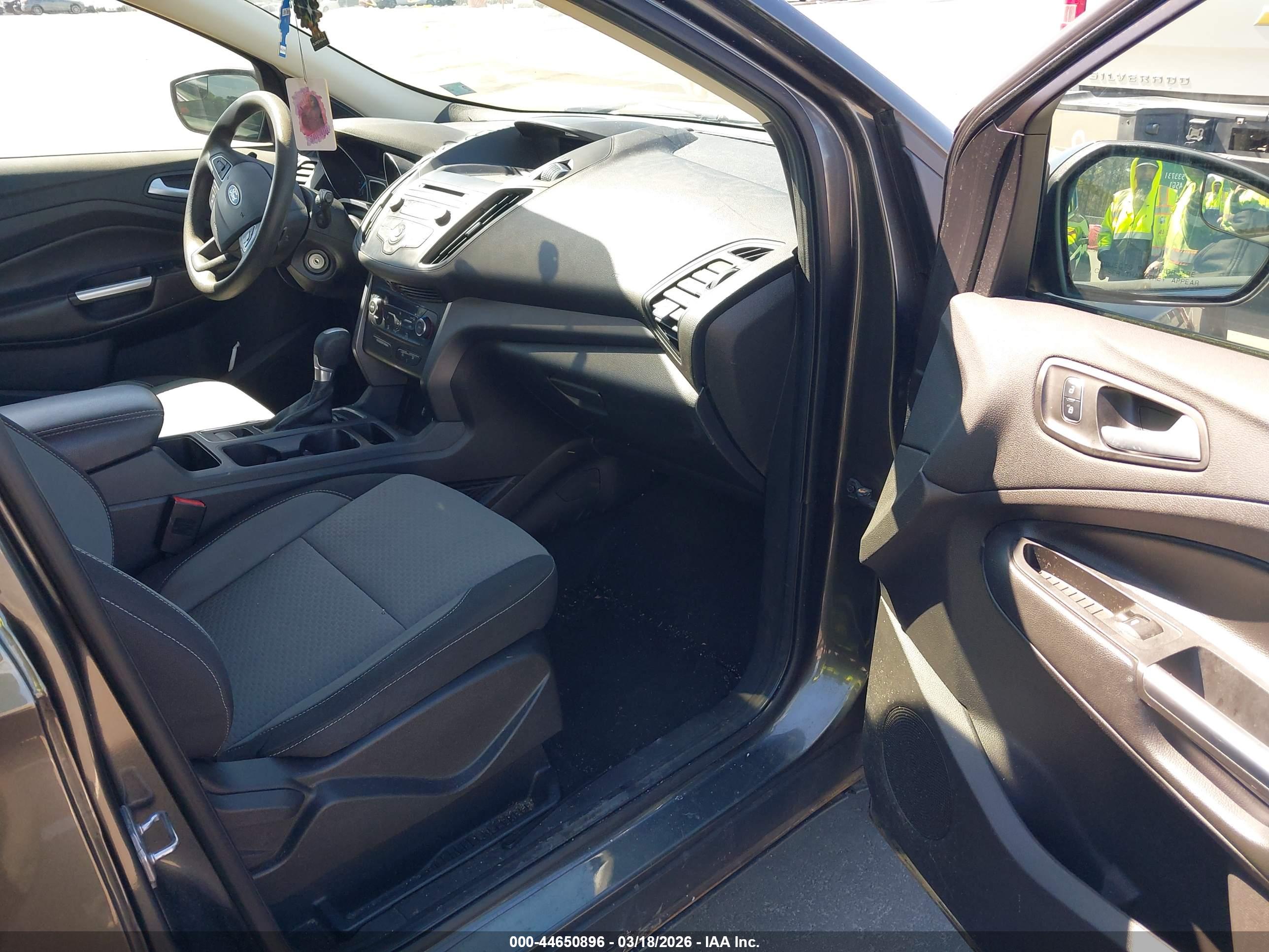 FORD ESCAPE image 5