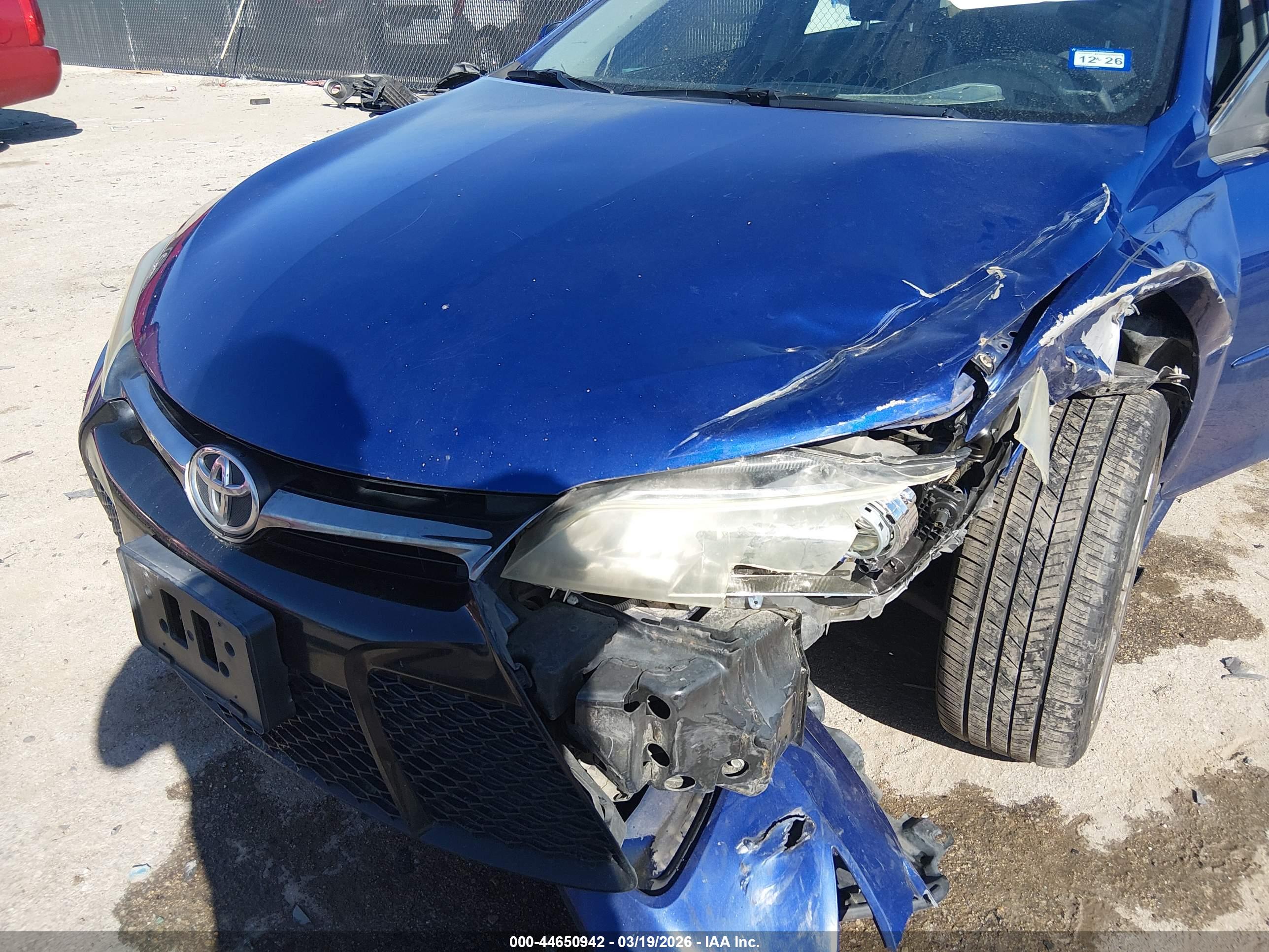 TOYOTA CAMRY image 6