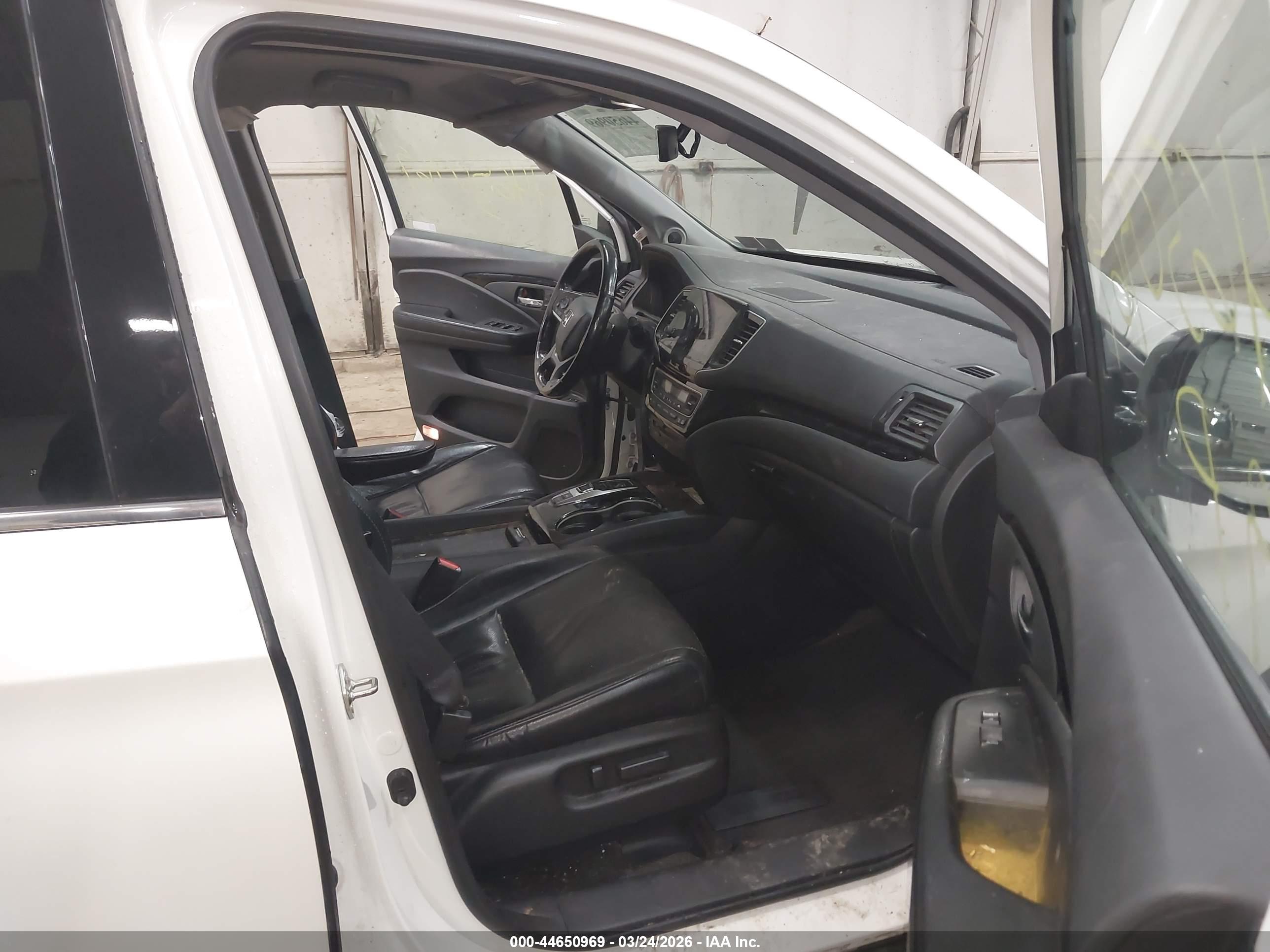 HONDA PILOT image 5