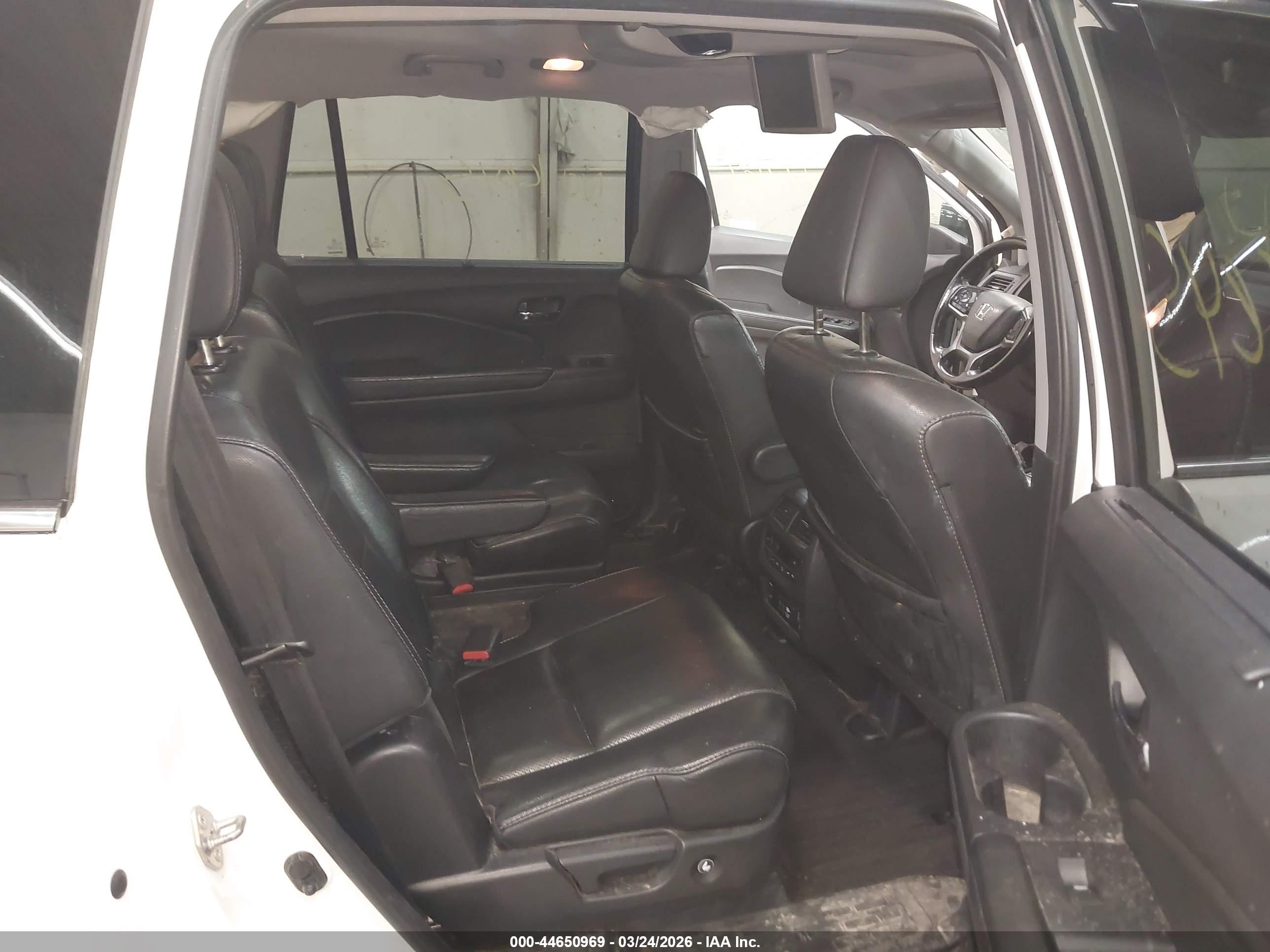 HONDA PILOT image 8