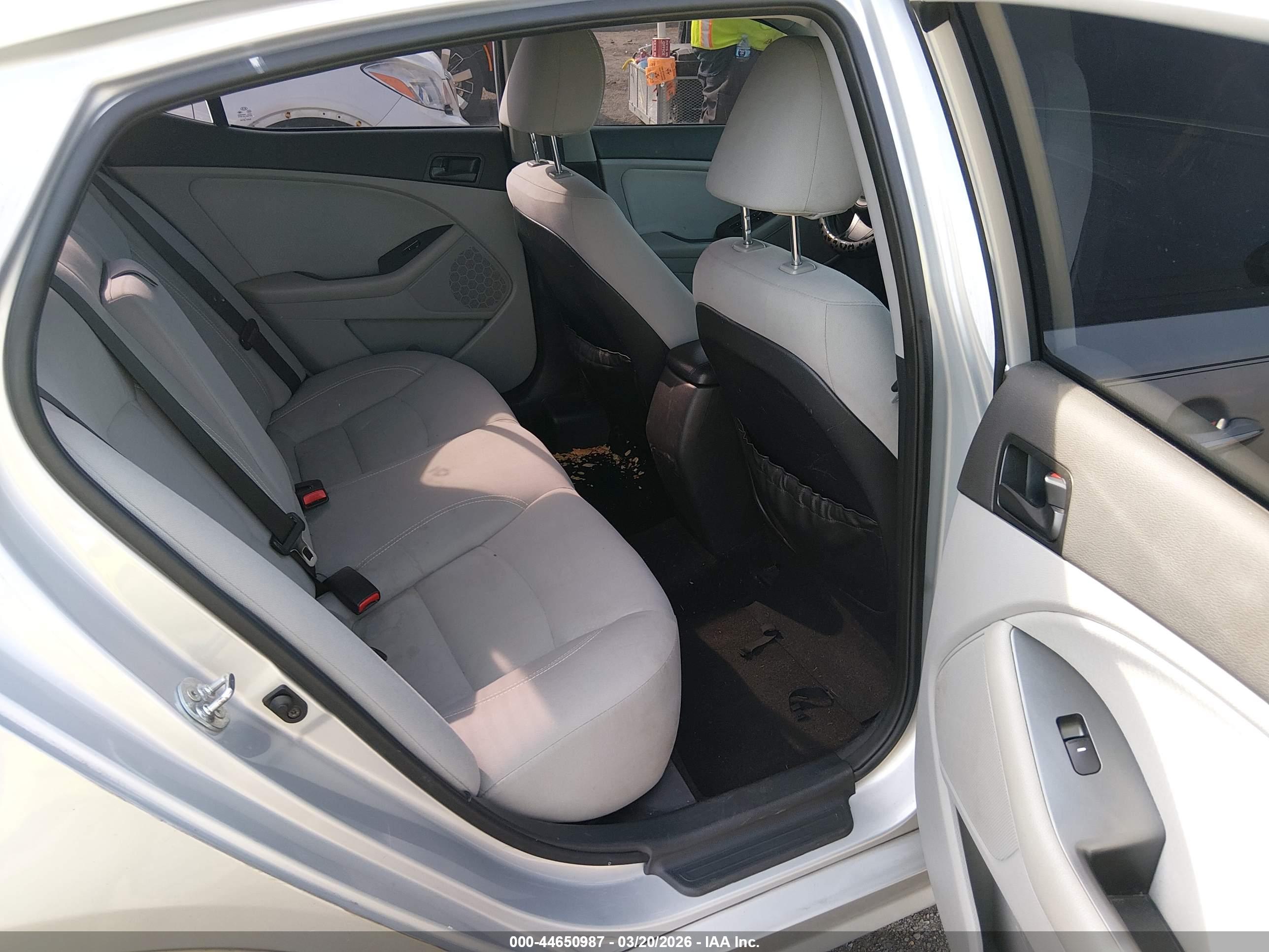 KIA OPTIMA image 8