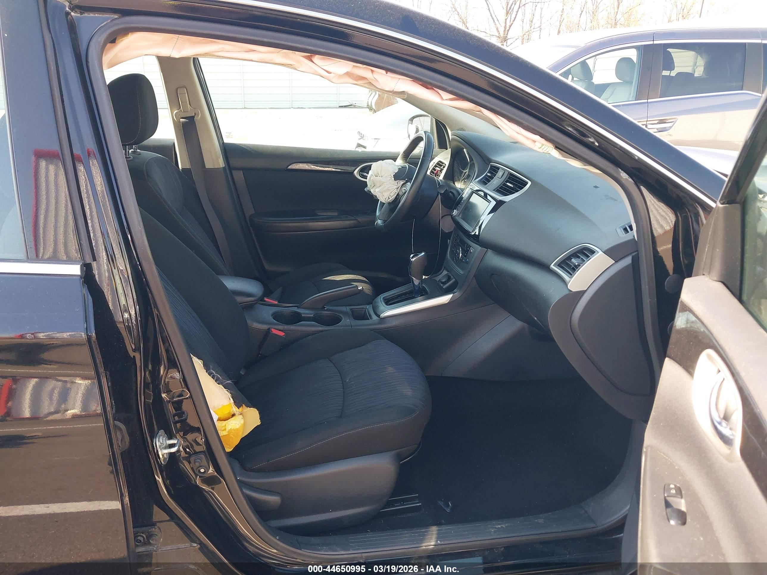 NISSAN SENTRA image 5
