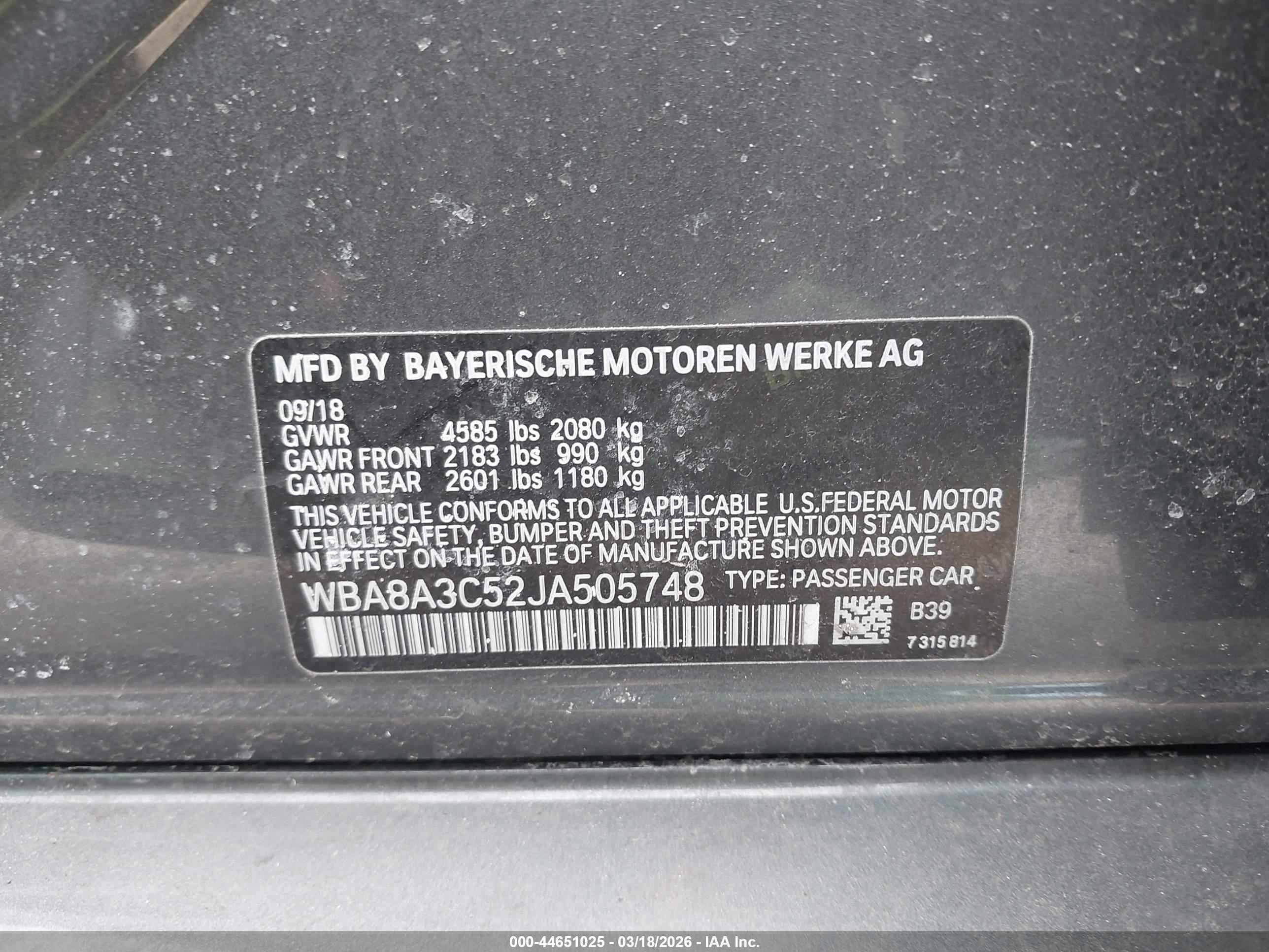BMW 320I image 9