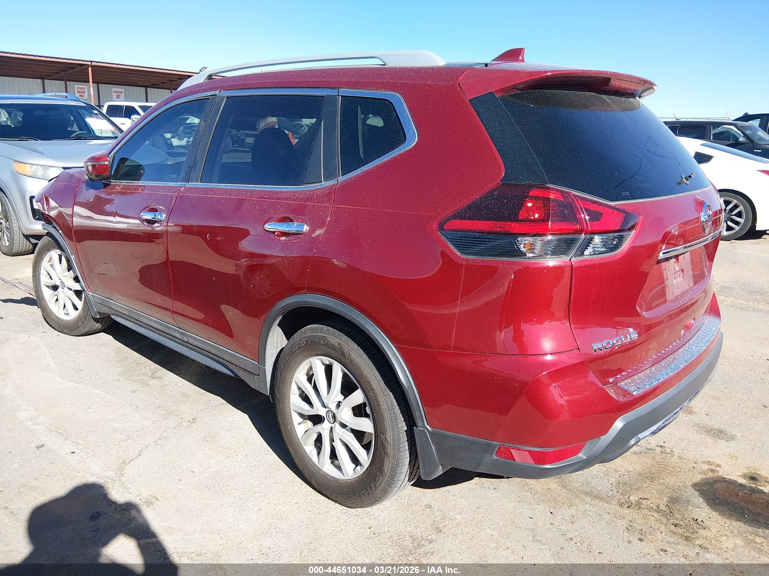 NISSAN ROGUE image 3
