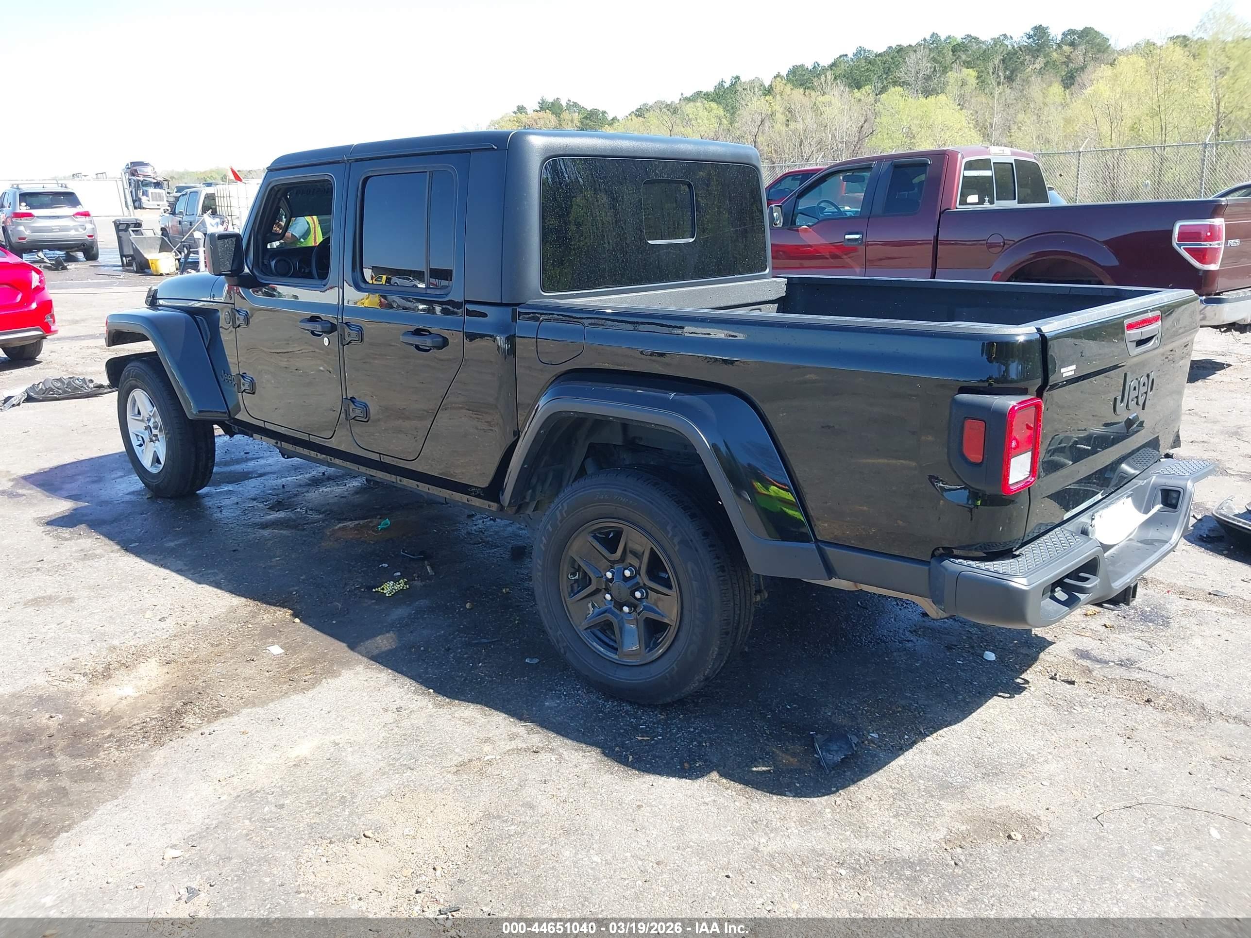 JEEP GLADIATOR image 3