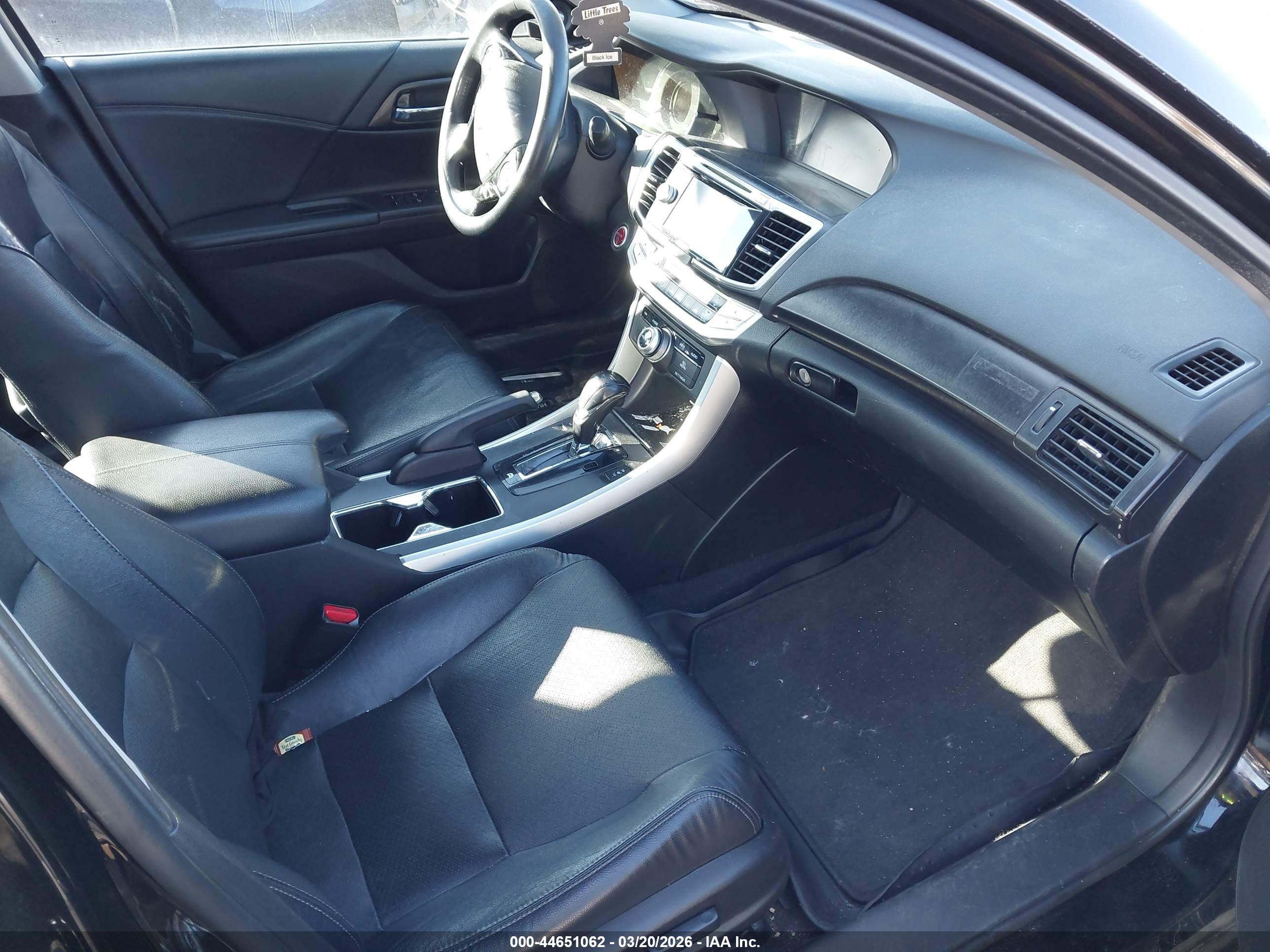 HONDA ACCORD image 5