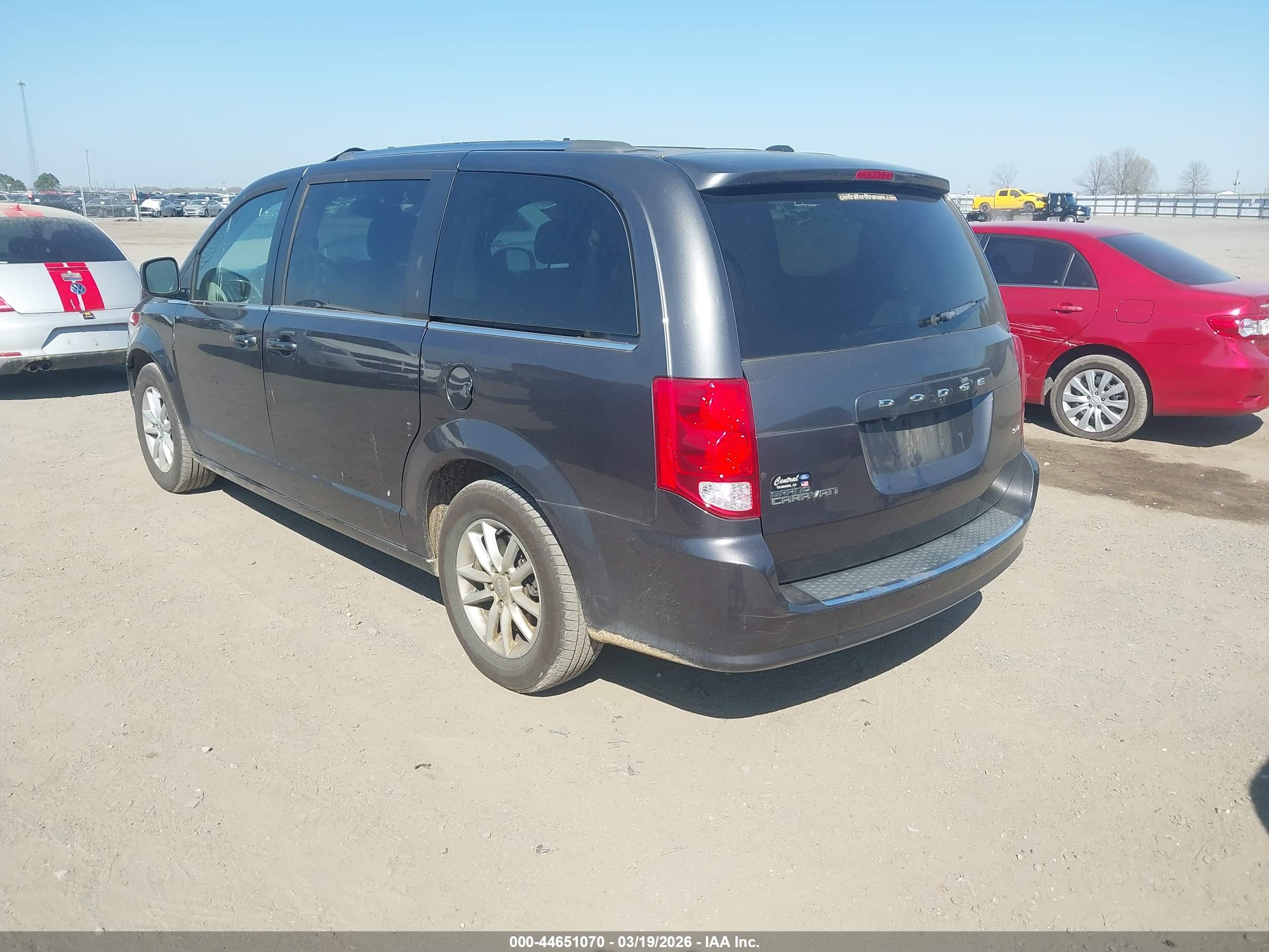 DODGE GRAND image 3