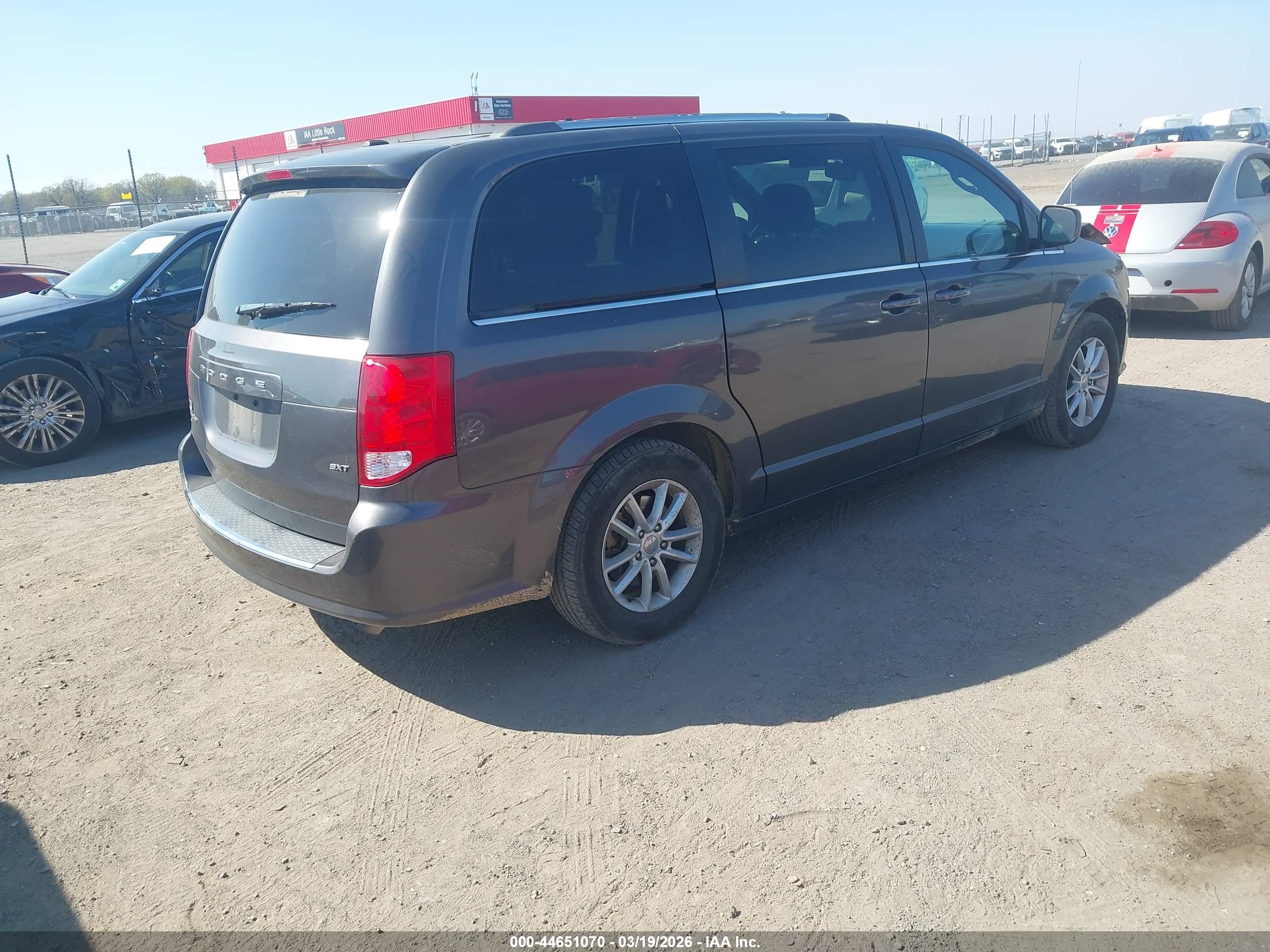 DODGE GRAND image 4