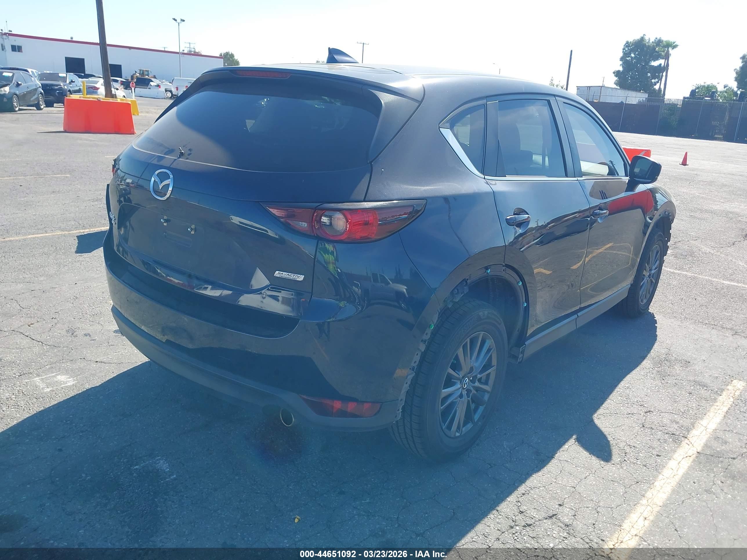 MAZDA CX-5 image 4