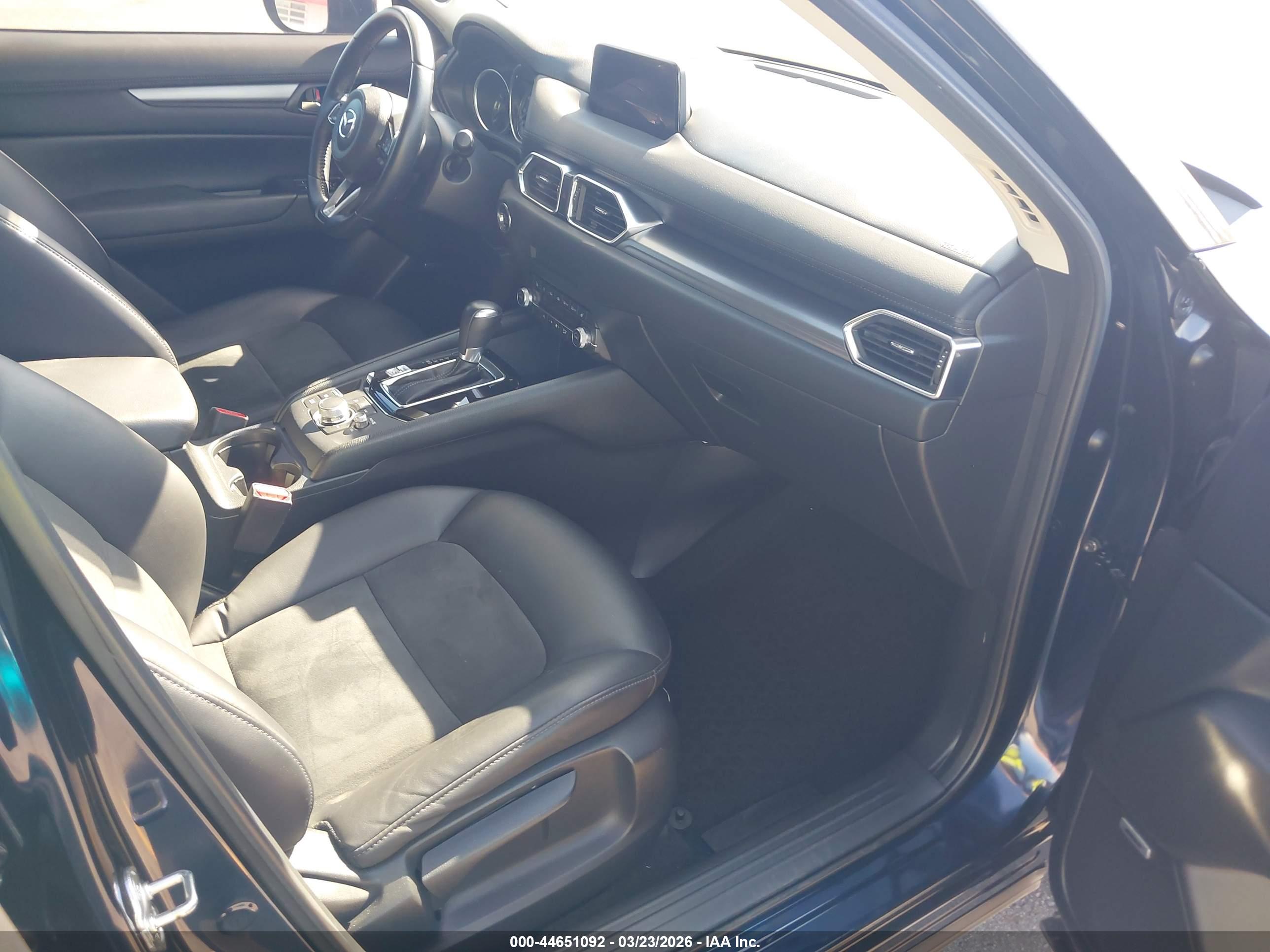 MAZDA CX-5 image 5