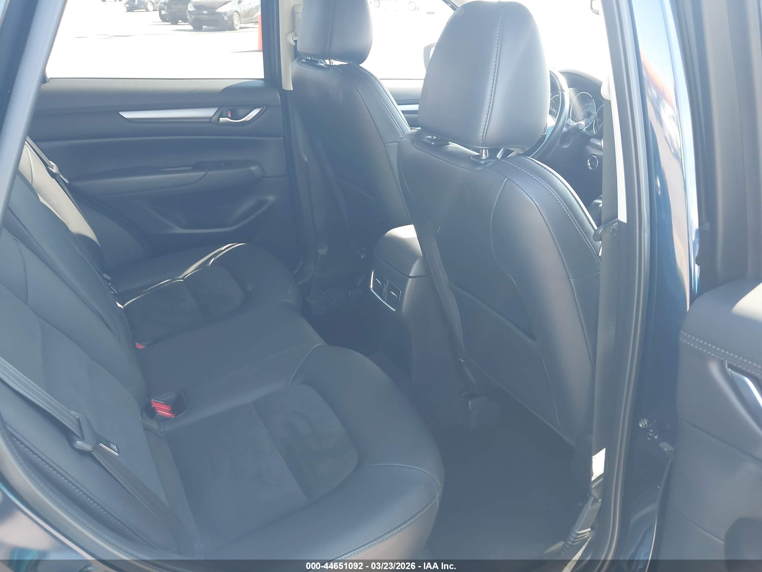 MAZDA CX-5 image 8