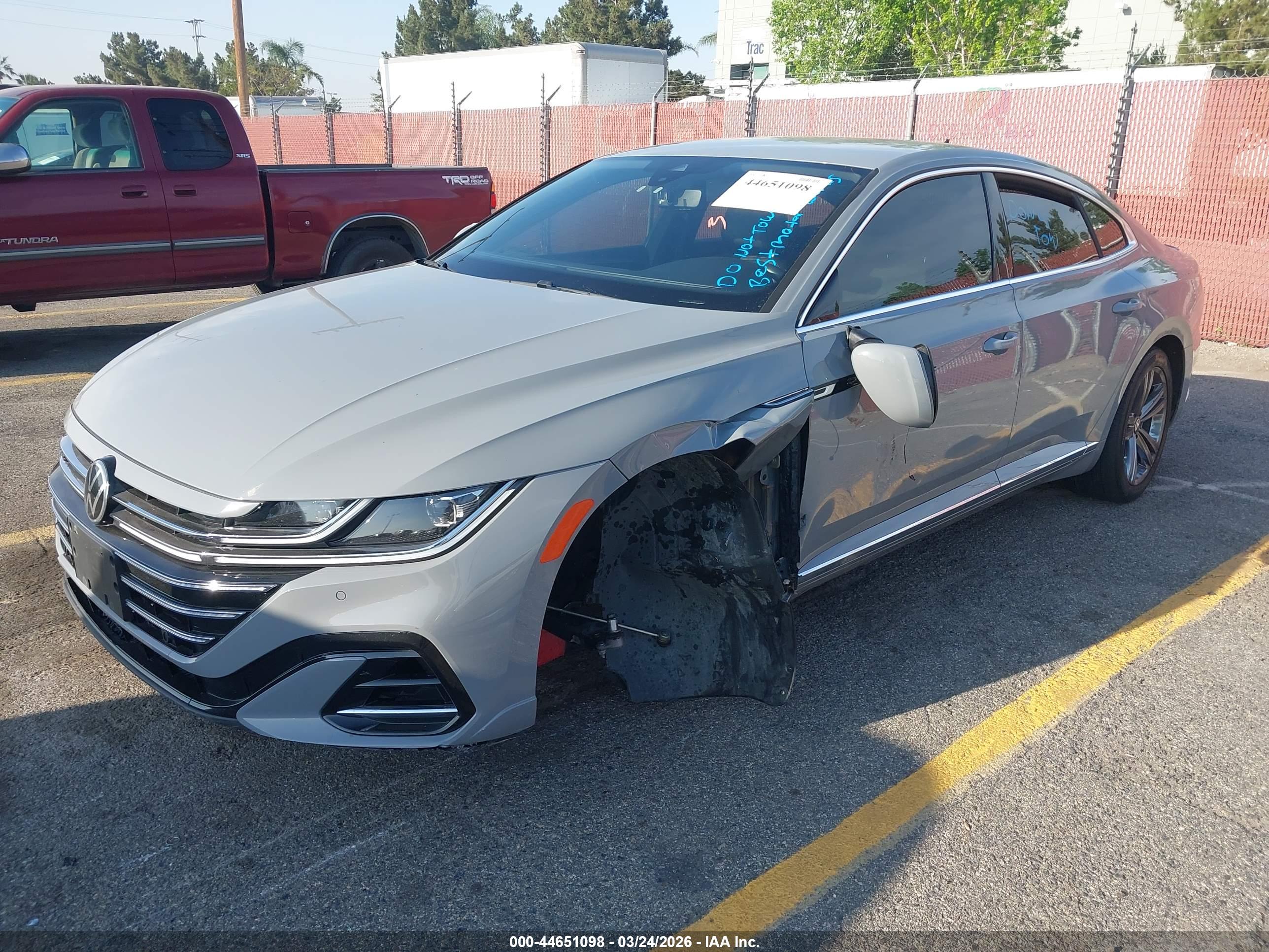 VOLKSWAGEN ARTEON image 2