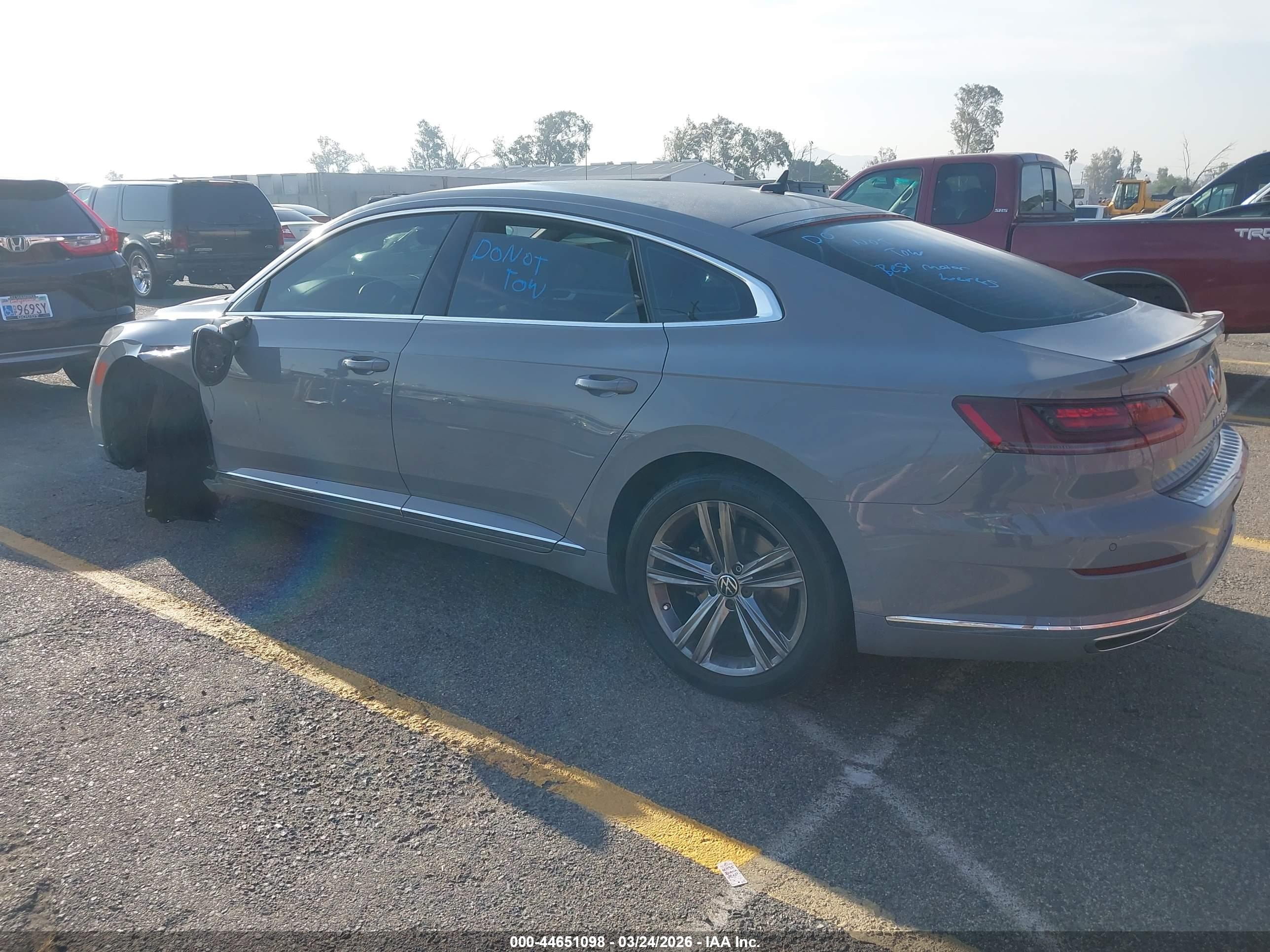 VOLKSWAGEN ARTEON image 3