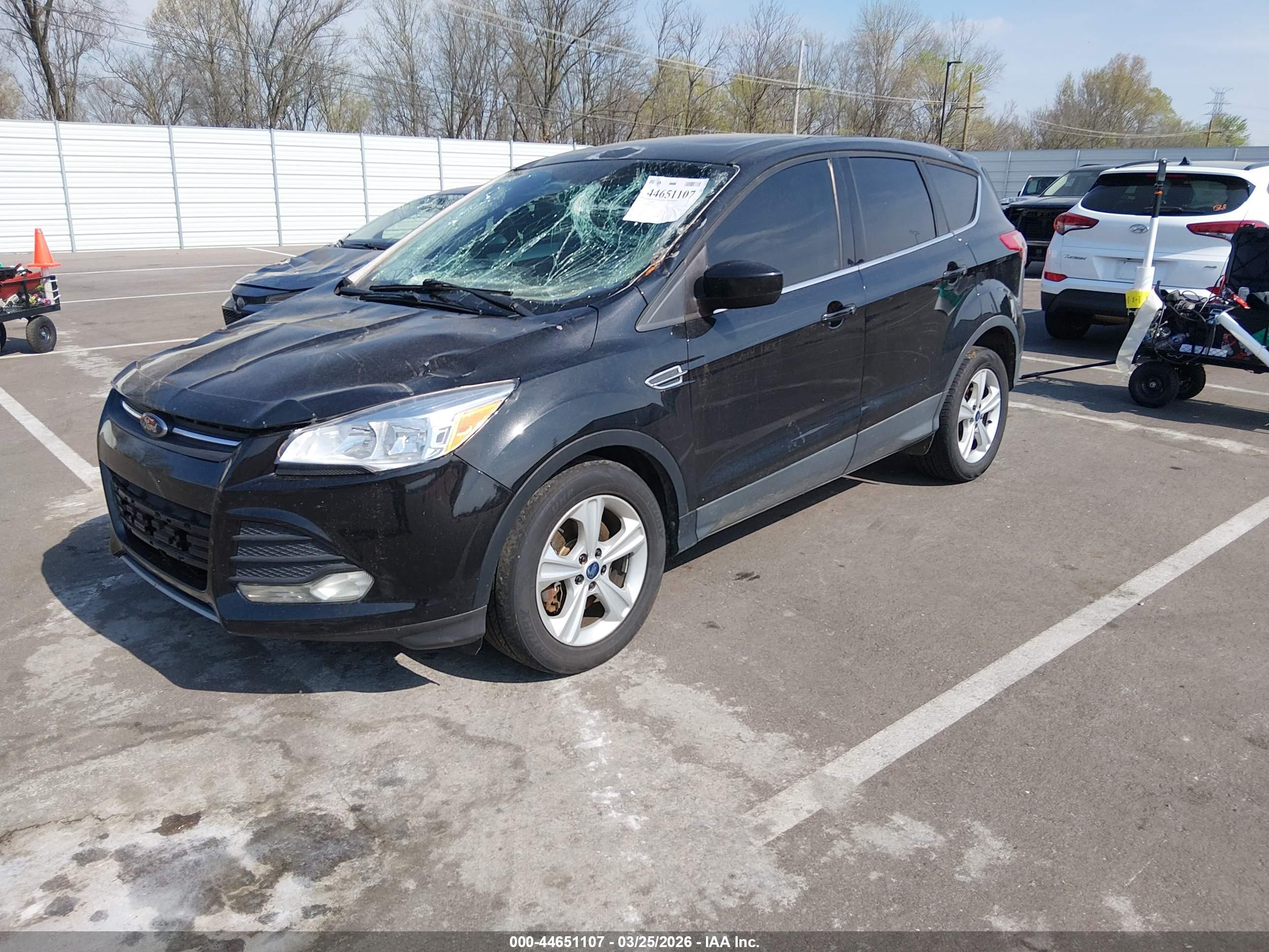 FORD ESCAPE image 2