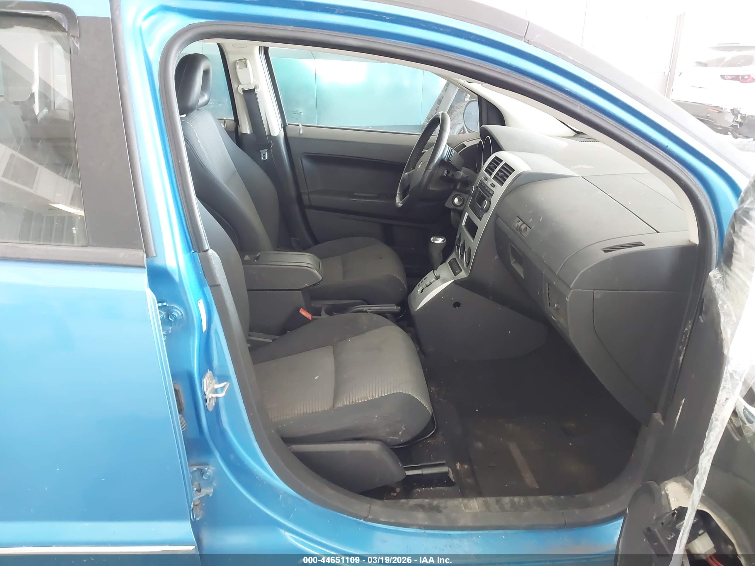 DODGE CALIBER image 5