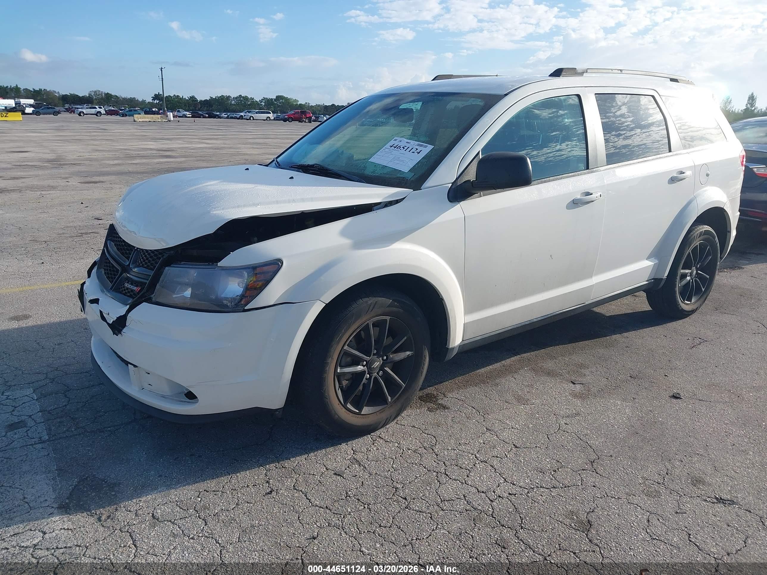 DODGE JOURNEY image 2