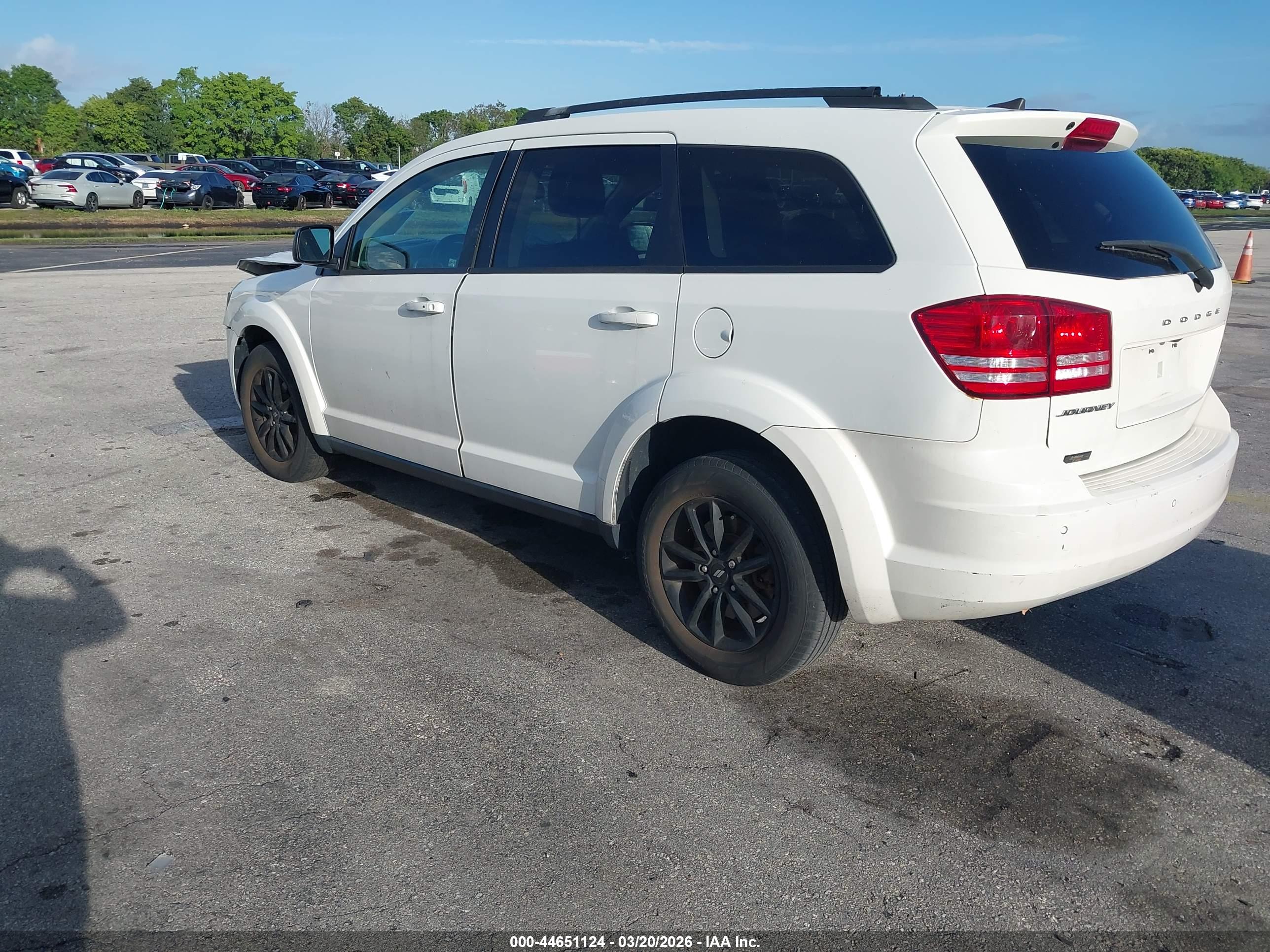 DODGE JOURNEY image 3
