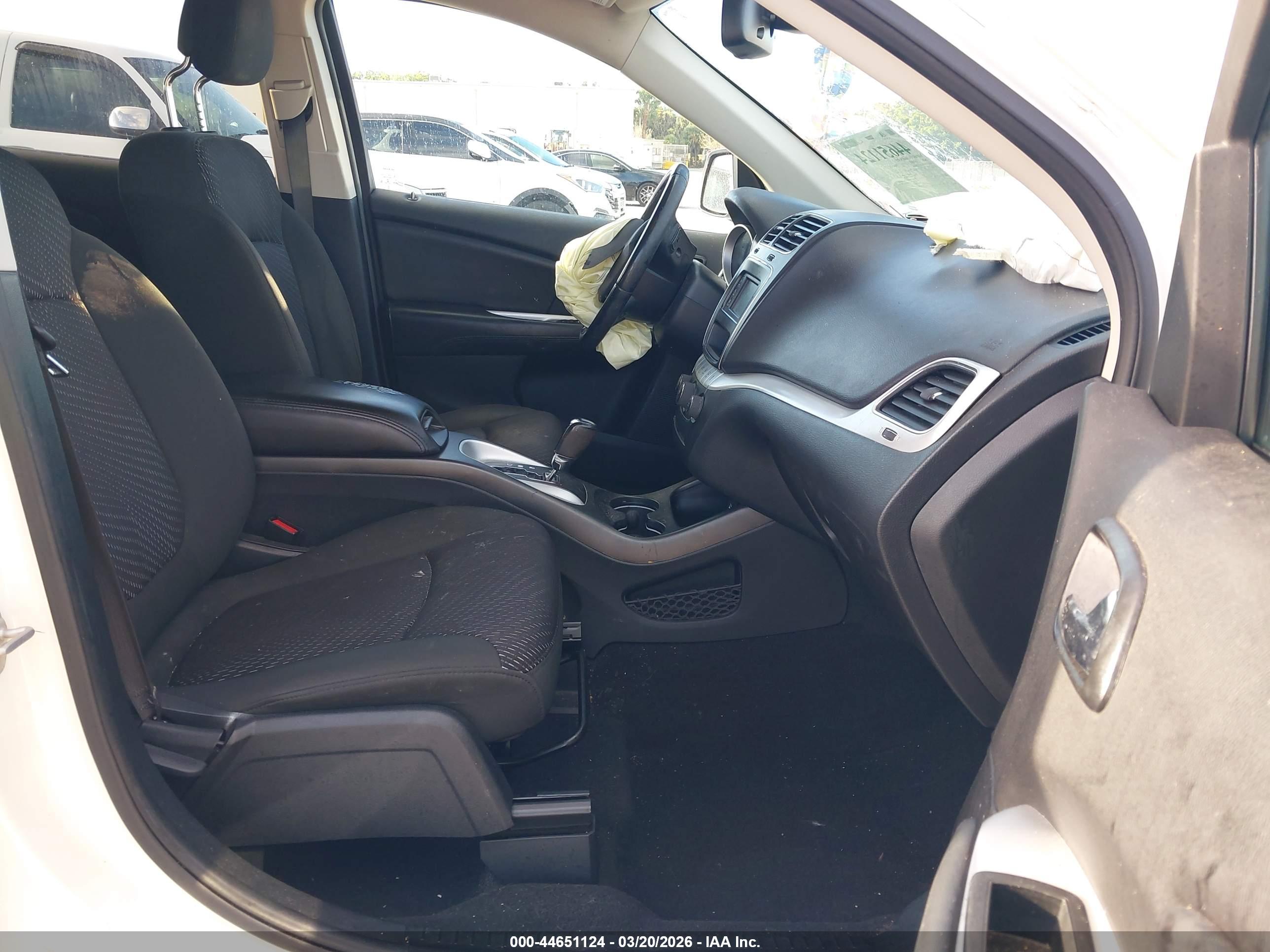 DODGE JOURNEY image 5