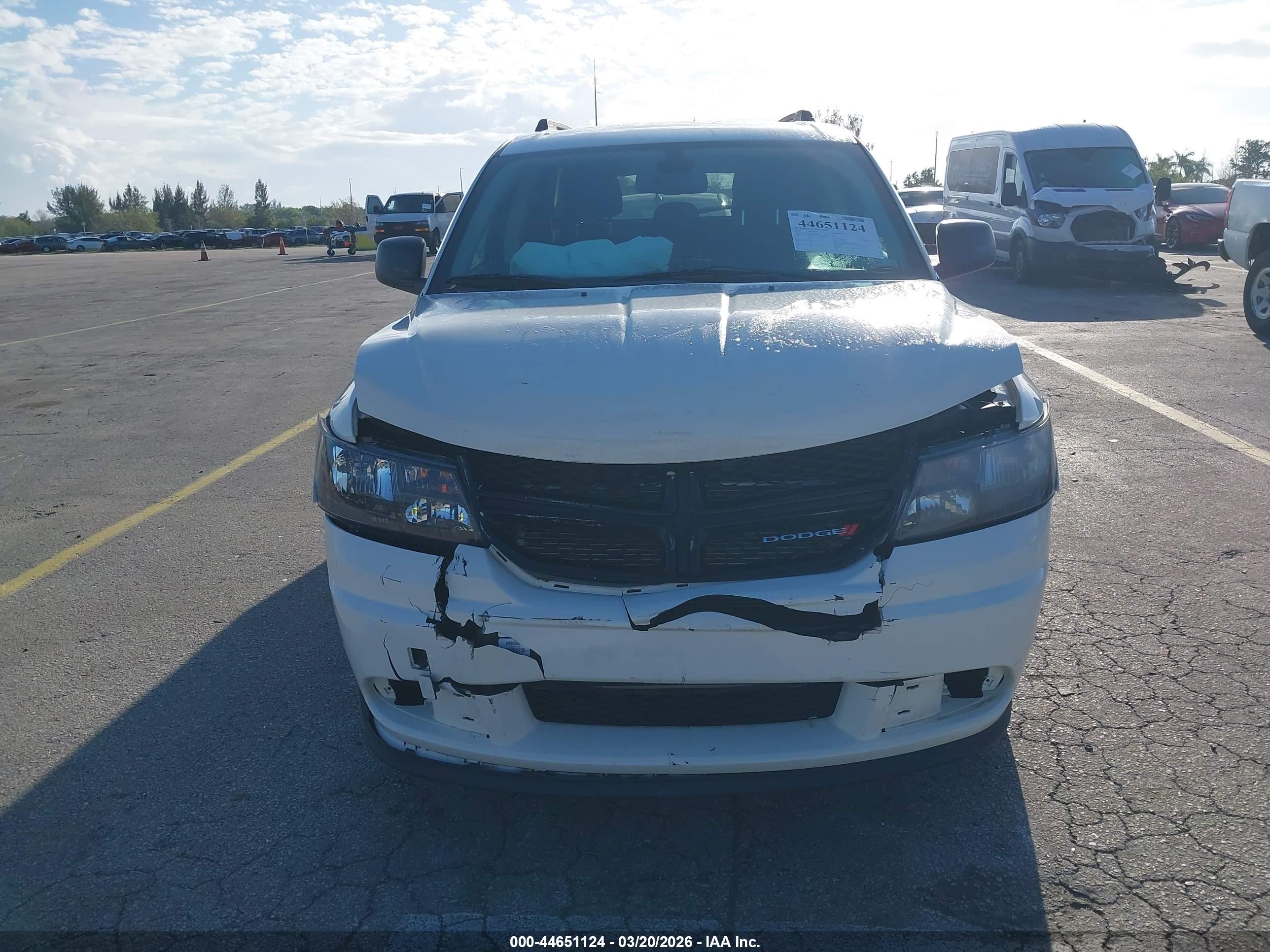 DODGE JOURNEY image 6