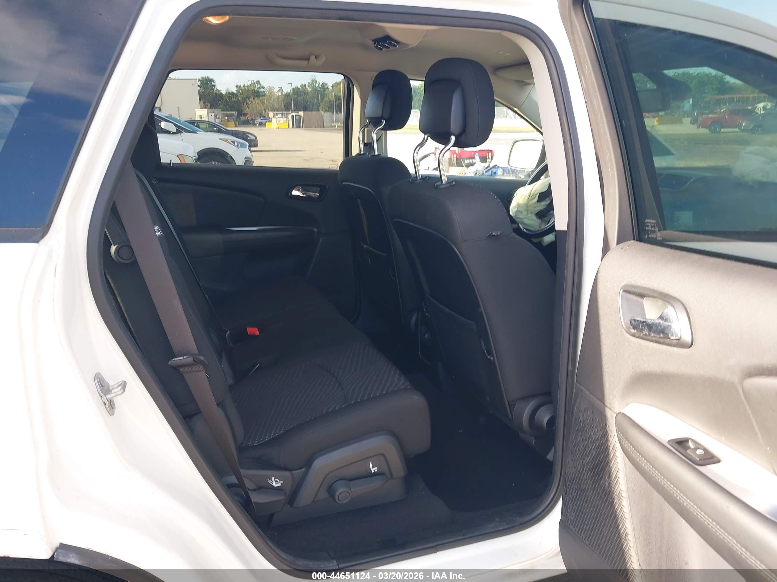 DODGE JOURNEY image 8