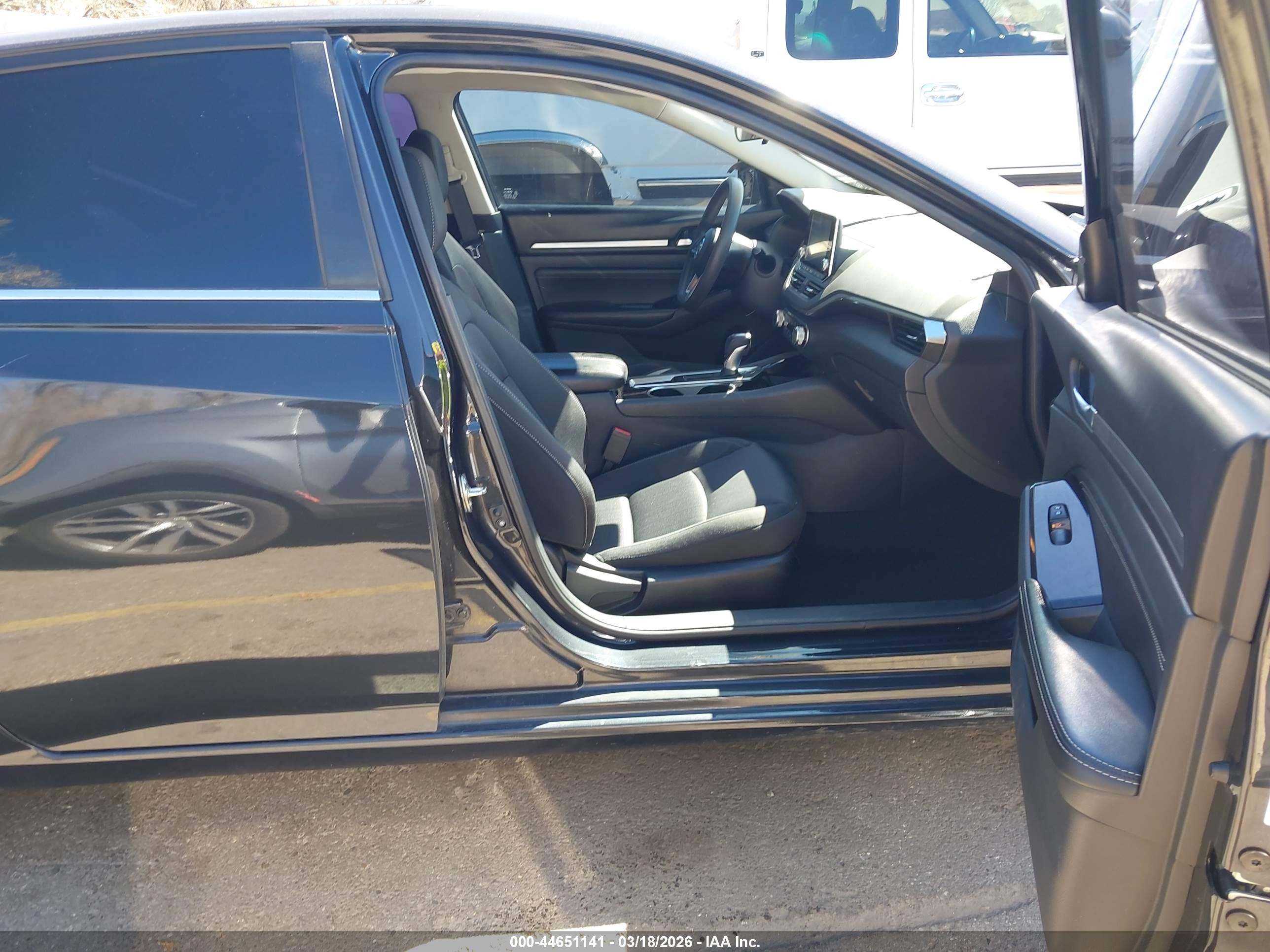 NISSAN ALTIMA image 5