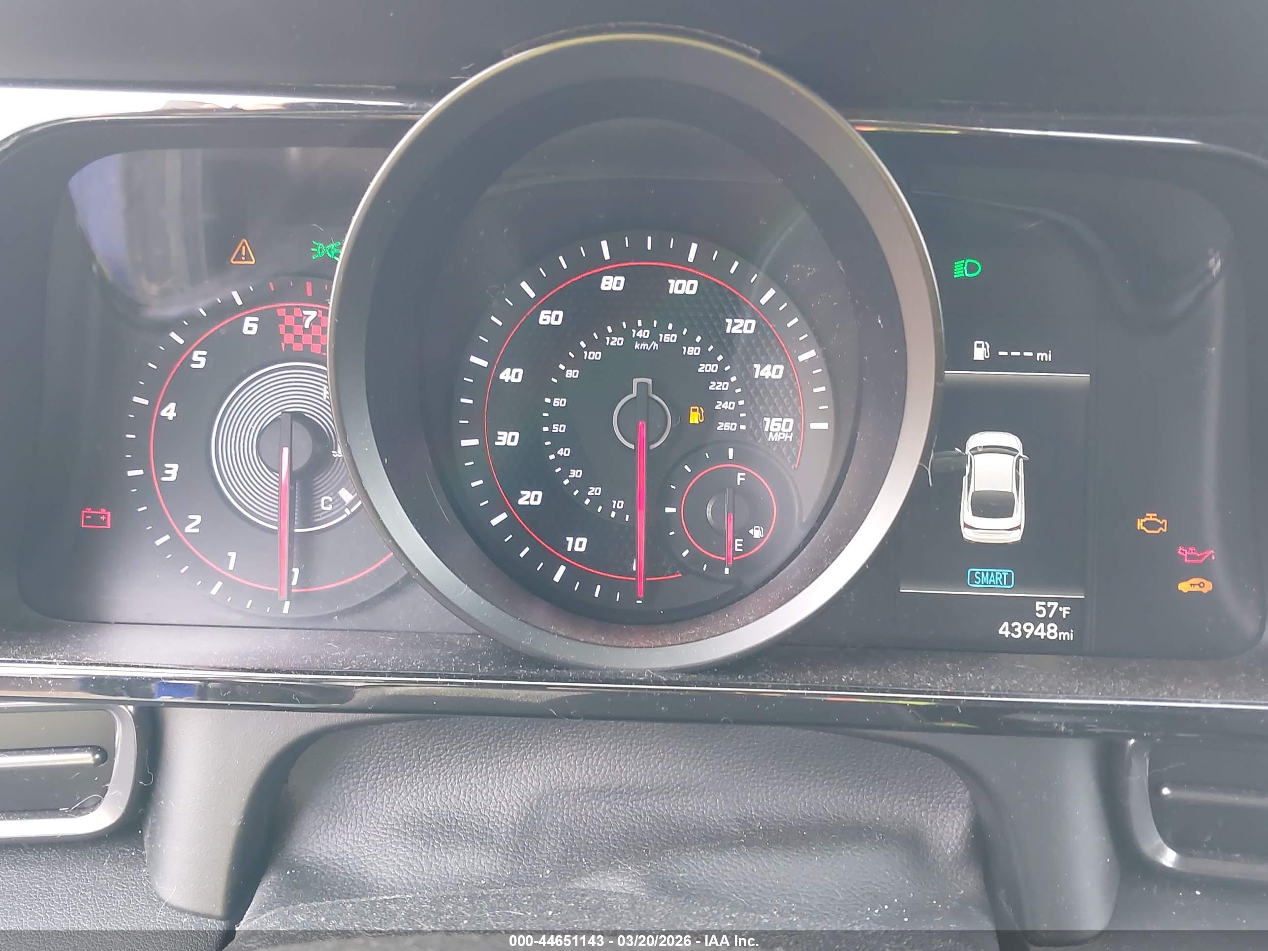 HYUNDAI ELANTRA image 7