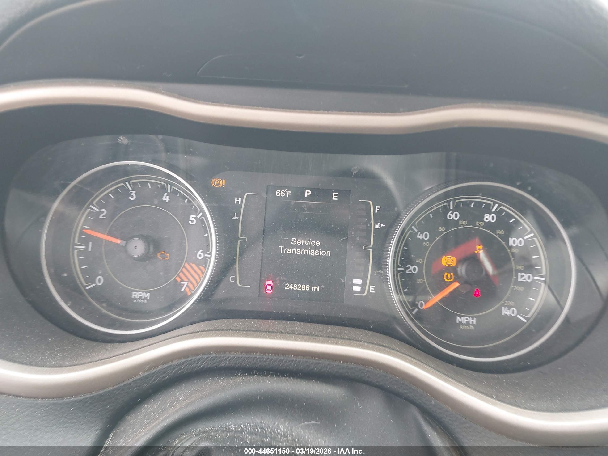 JEEP CHEROKEE image 7