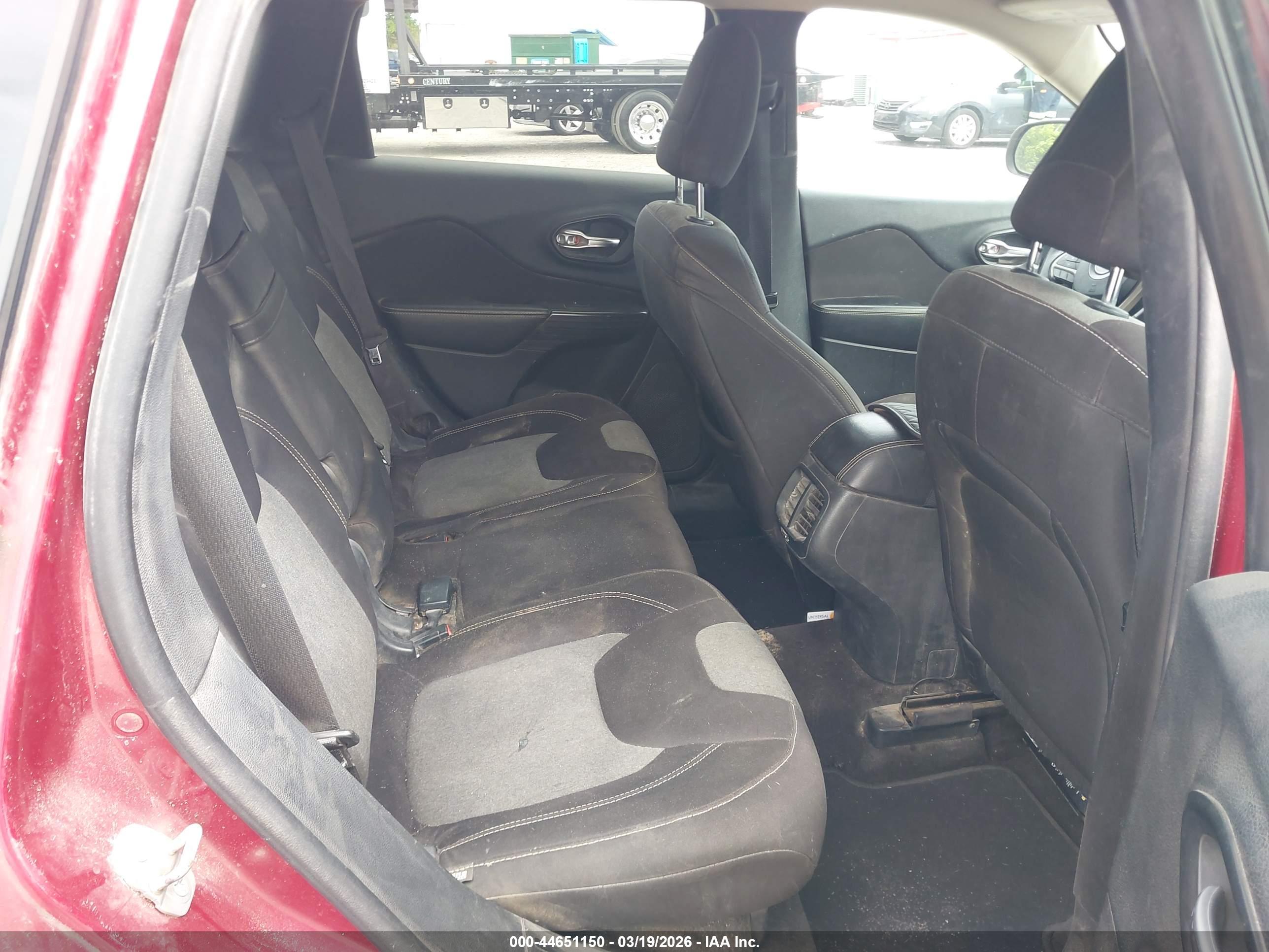 JEEP CHEROKEE image 8