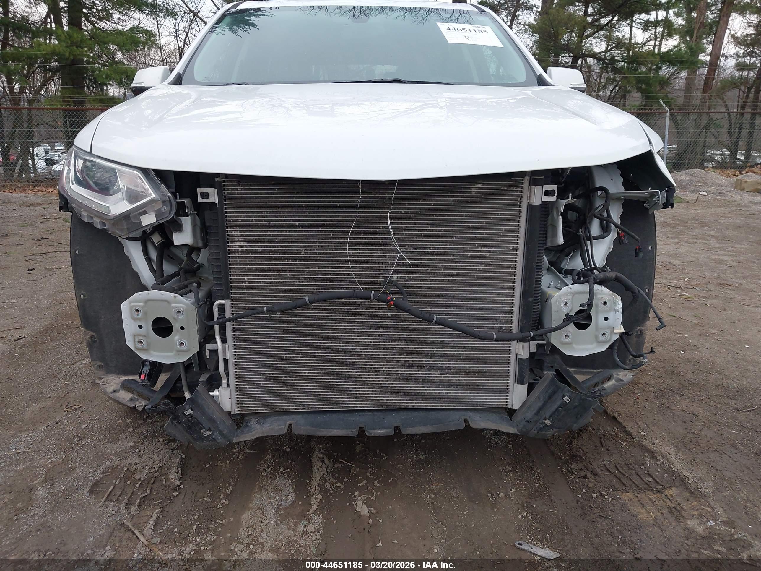 CHEVROLET TRAVERSE image 6