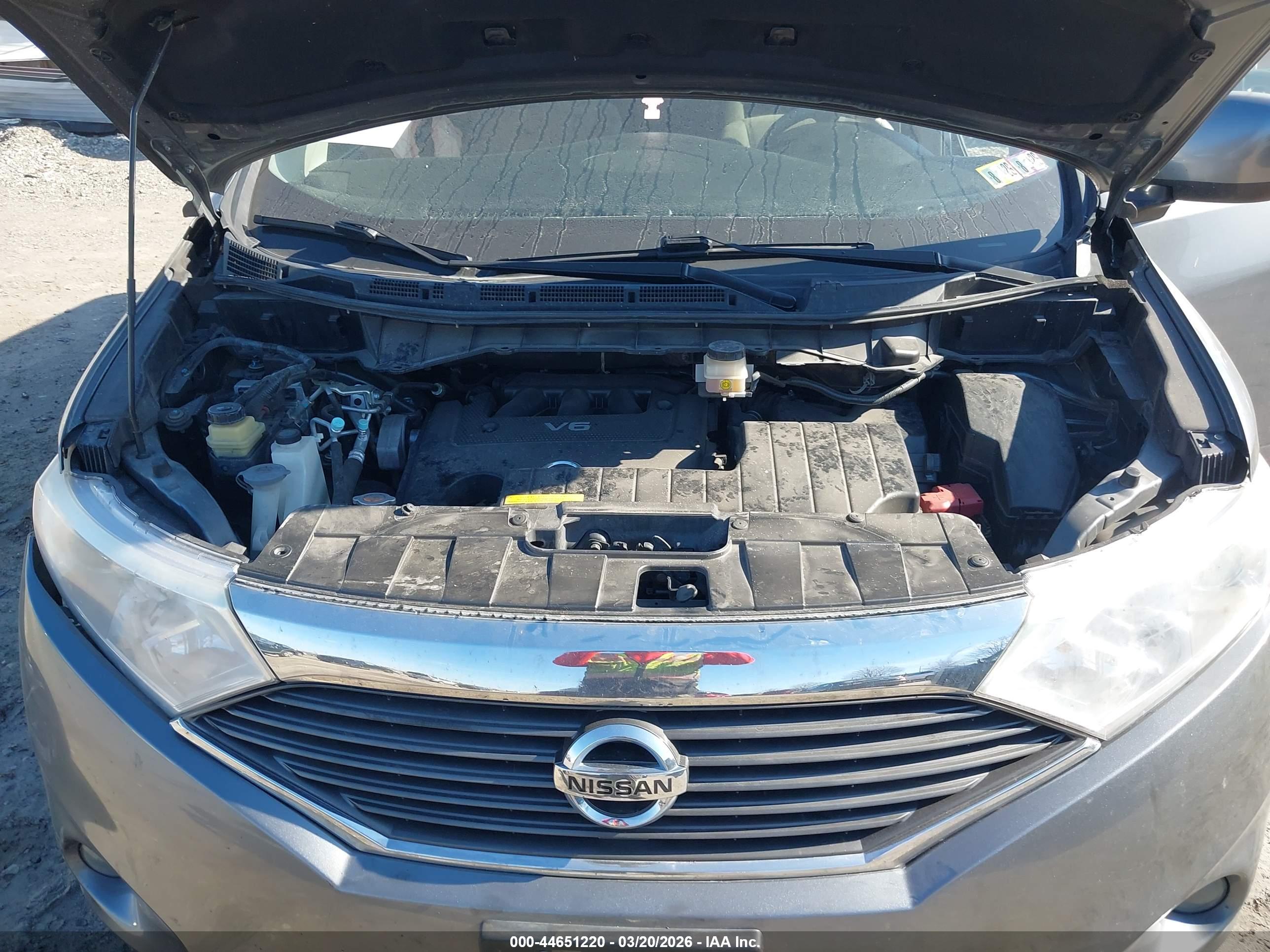 NISSAN QUEST image 10