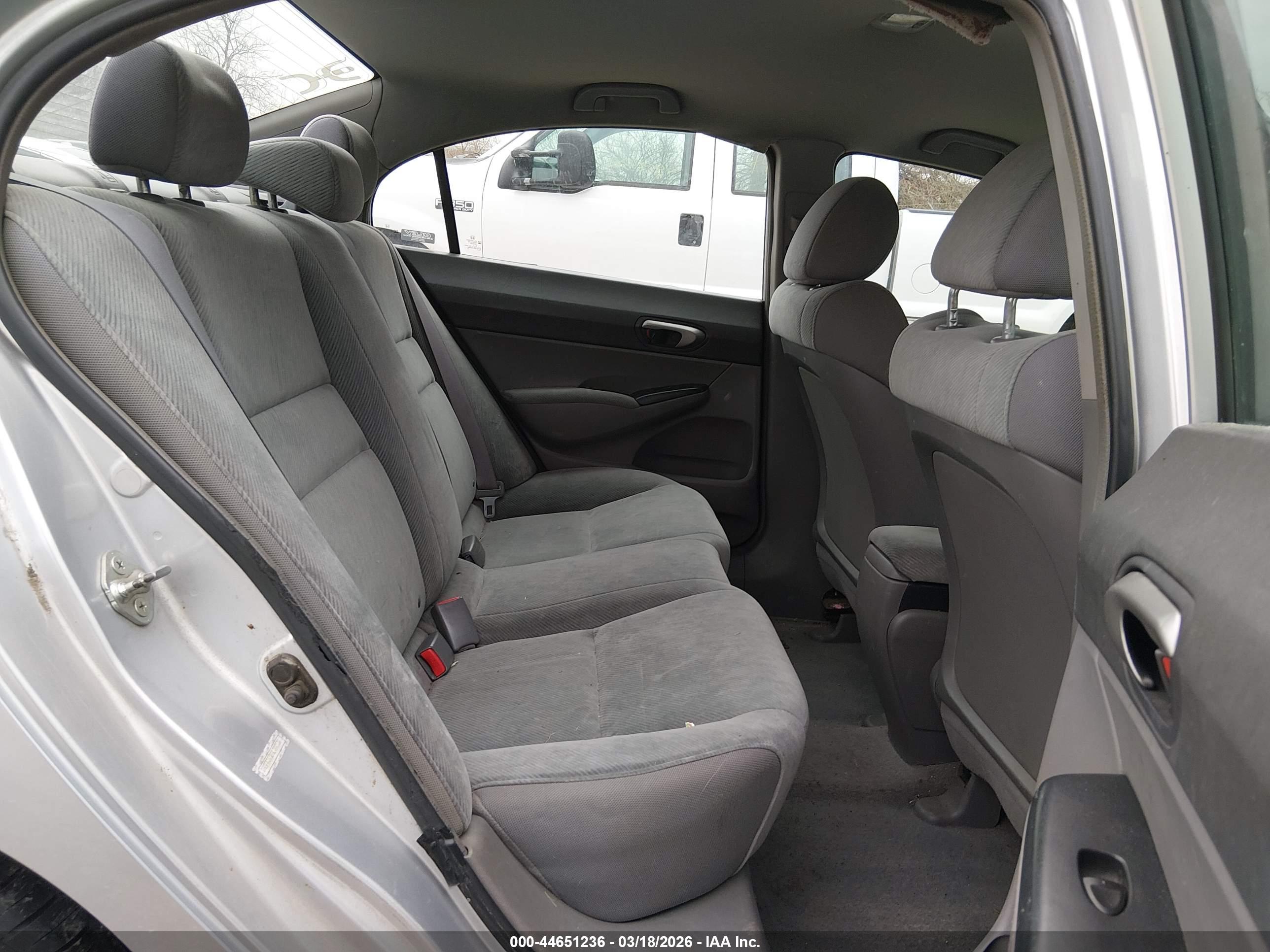 HONDA CIVIC image 8