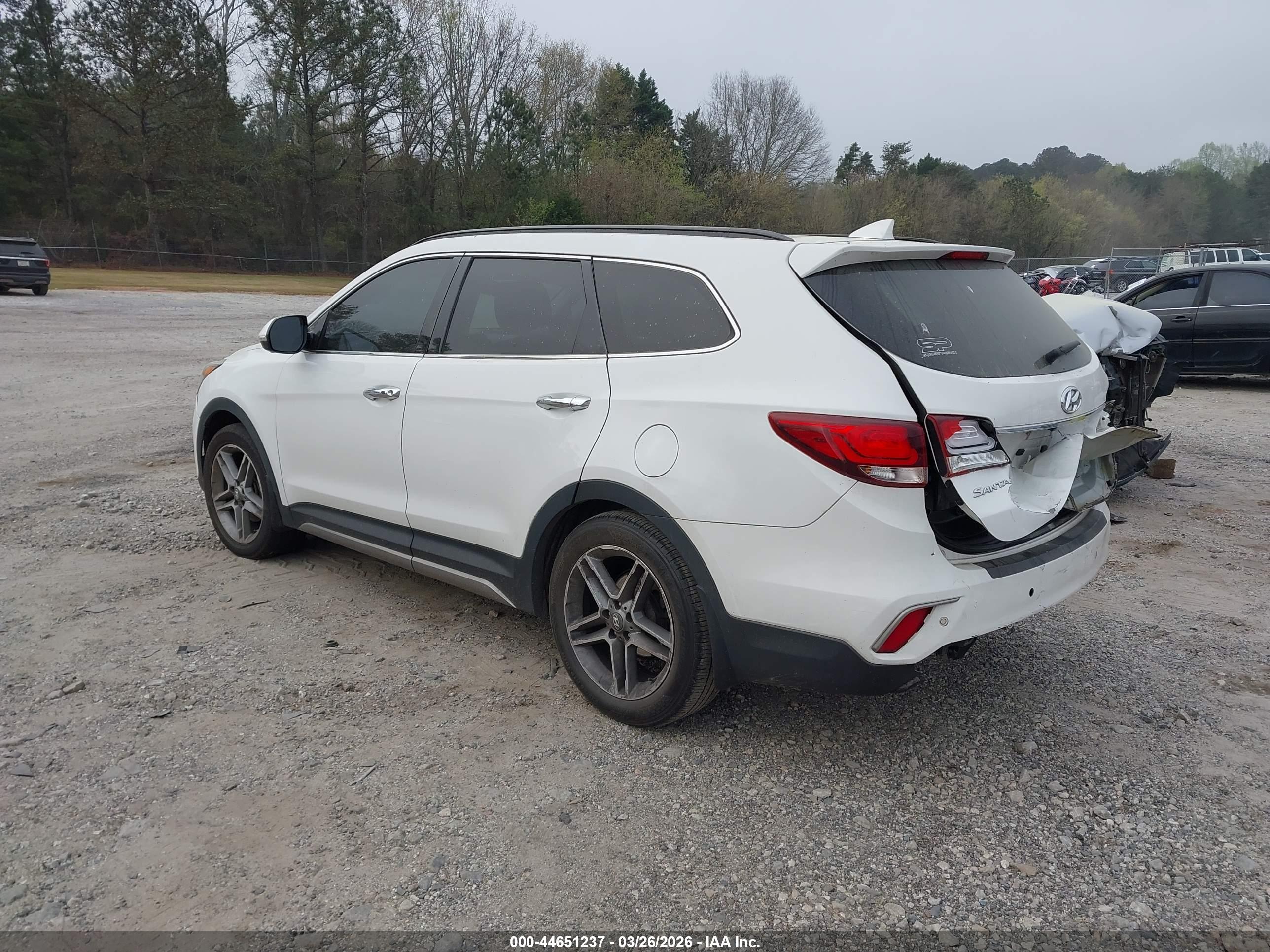 HYUNDAI SANTA image 3