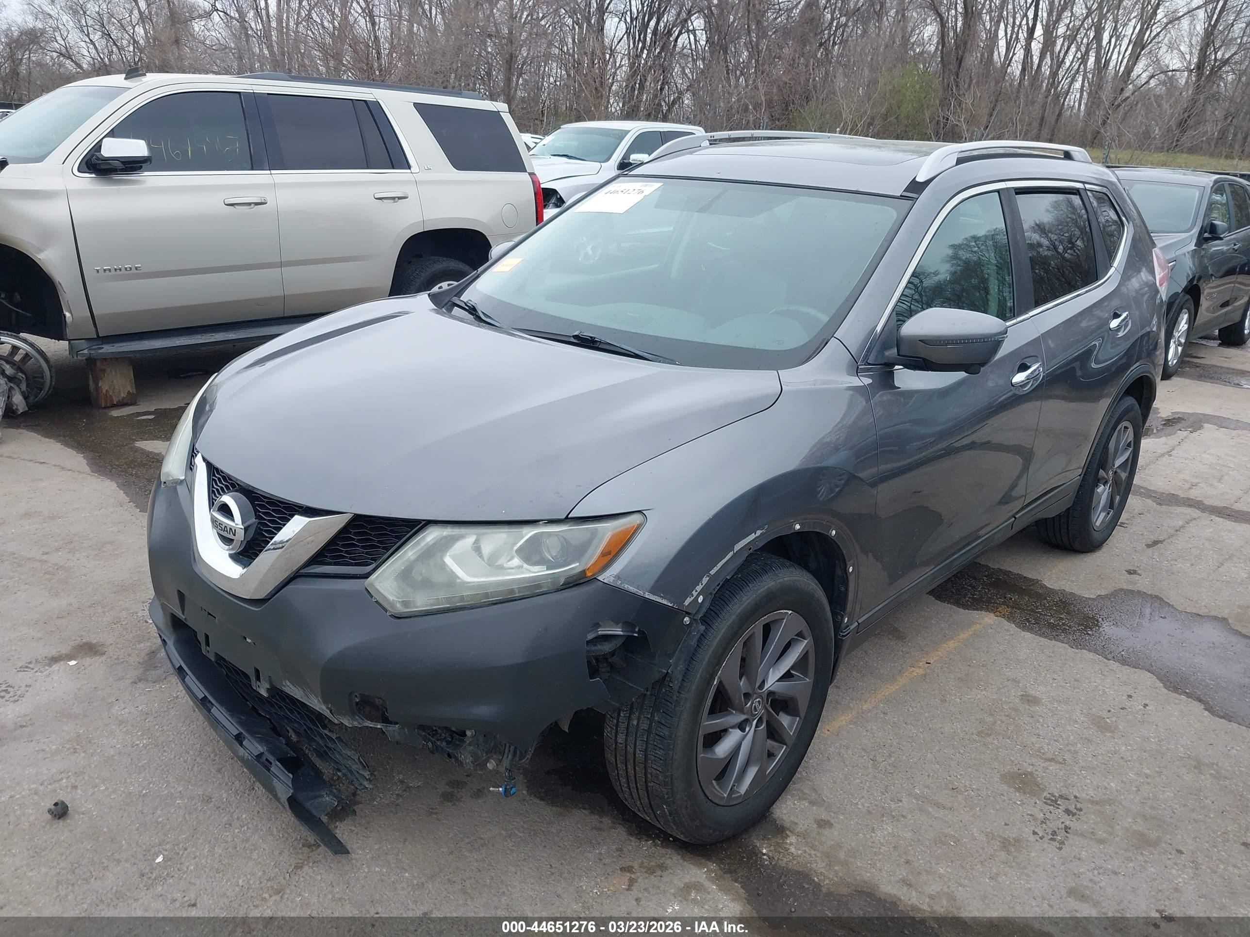 NISSAN ROGUE image 2