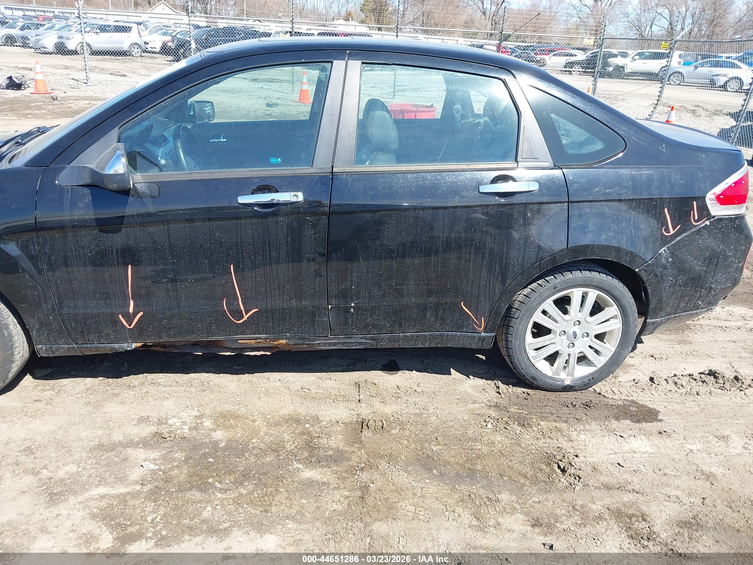 FORD FOCUS image 6