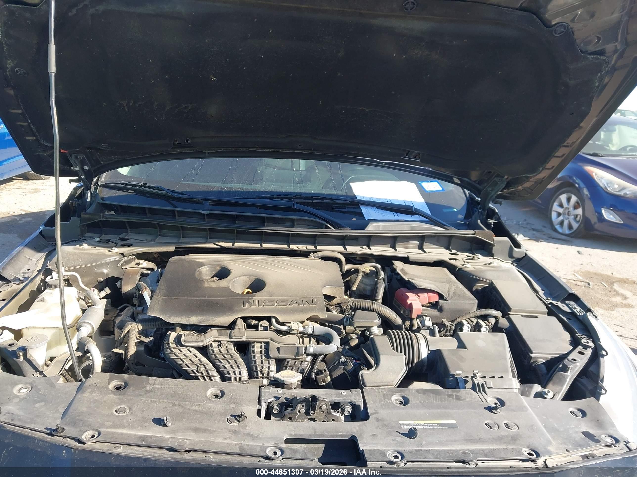 NISSAN ALTIMA image 10