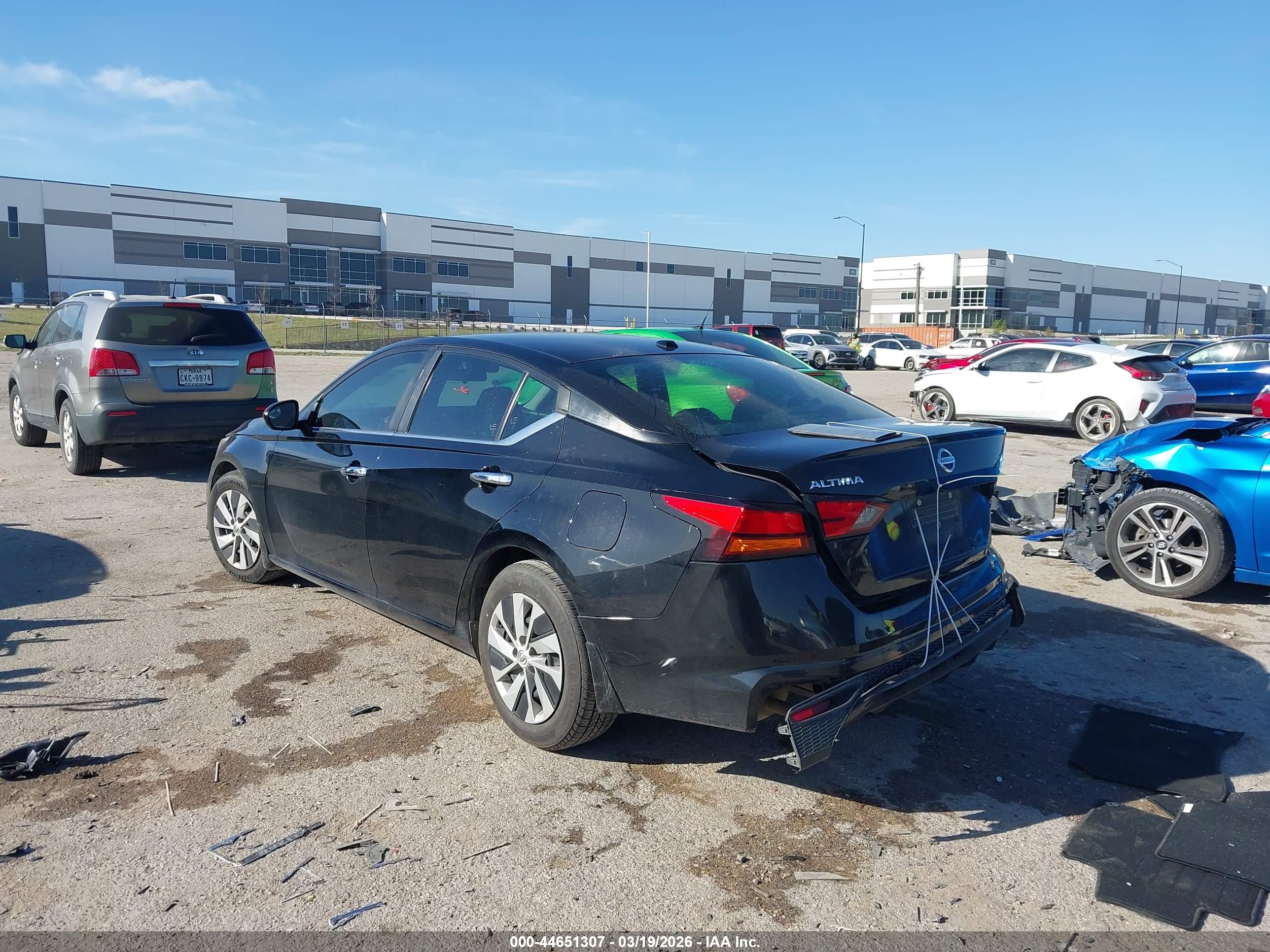 NISSAN ALTIMA image 3