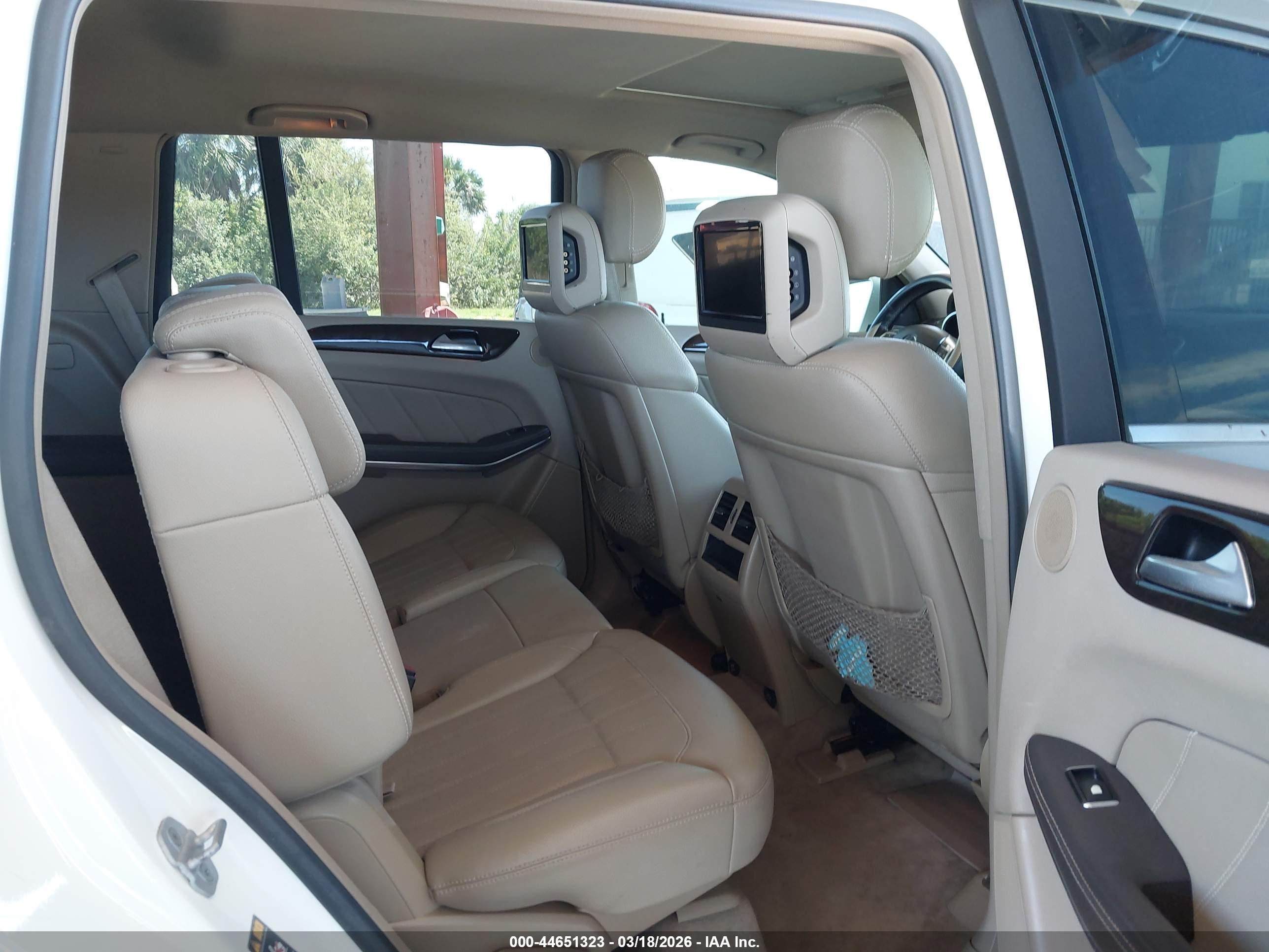MERCEDES-BENZ GL image 8