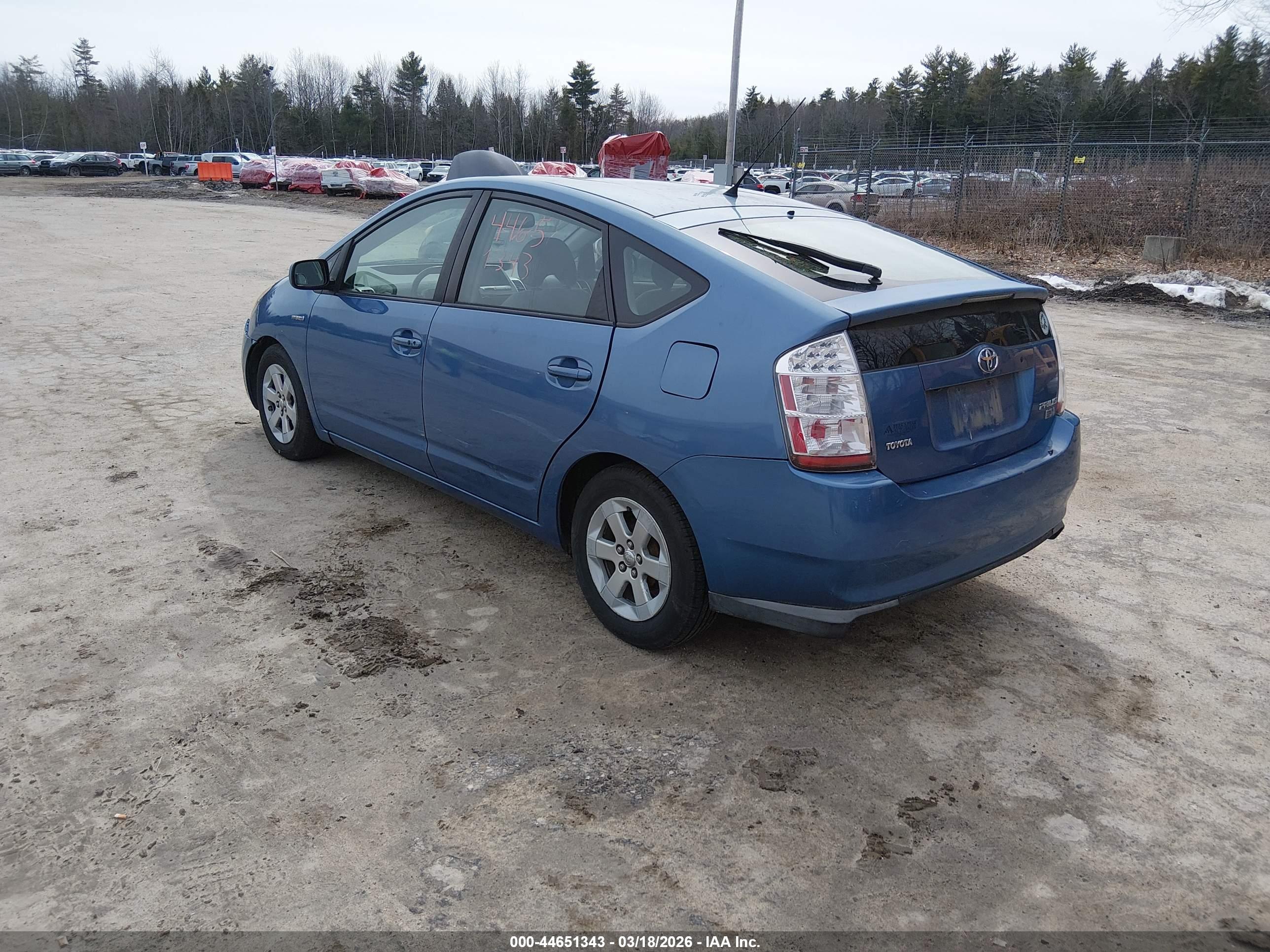 TOYOTA PRIUS image 3
