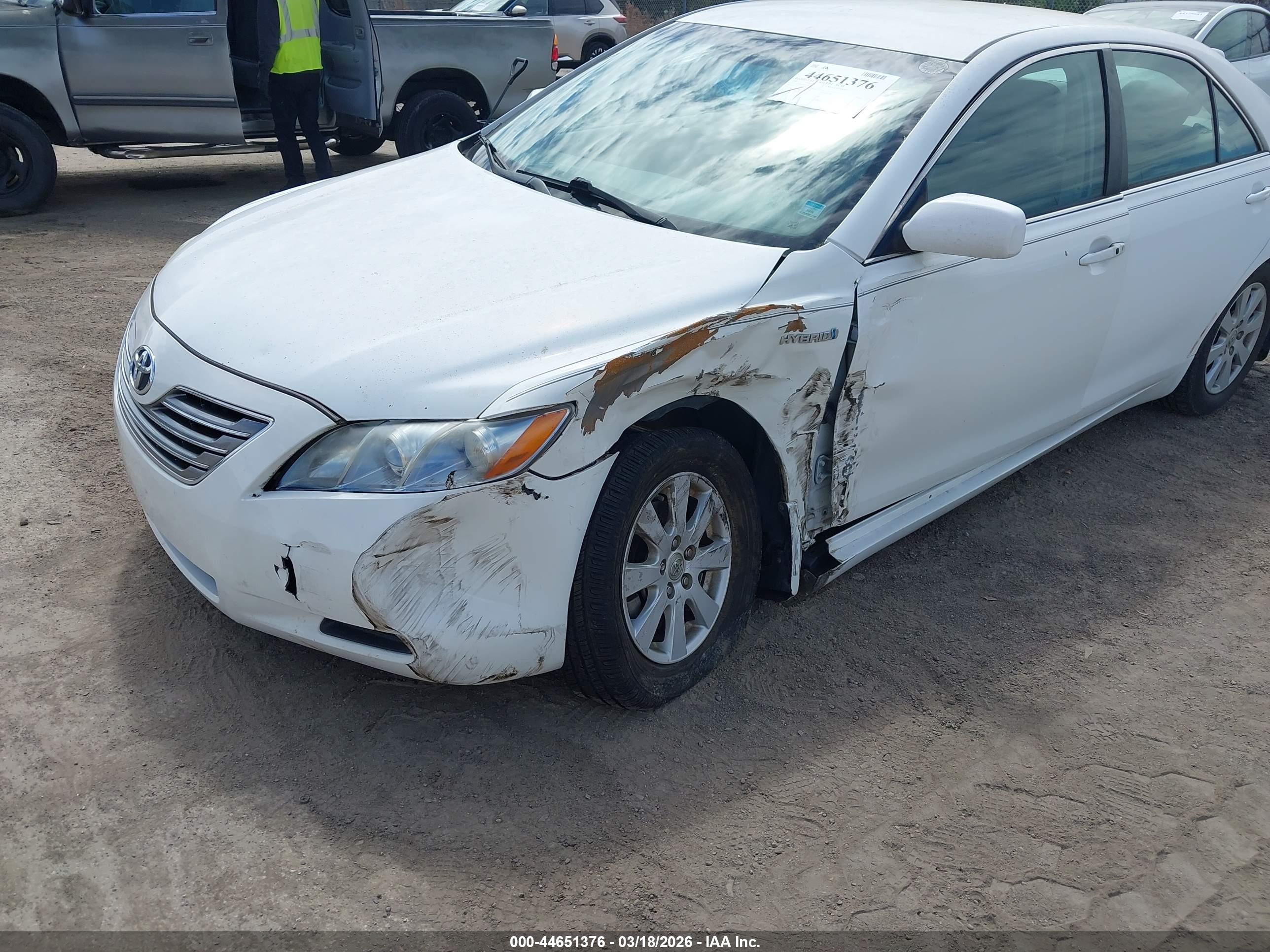 TOYOTA CAMRY image 6