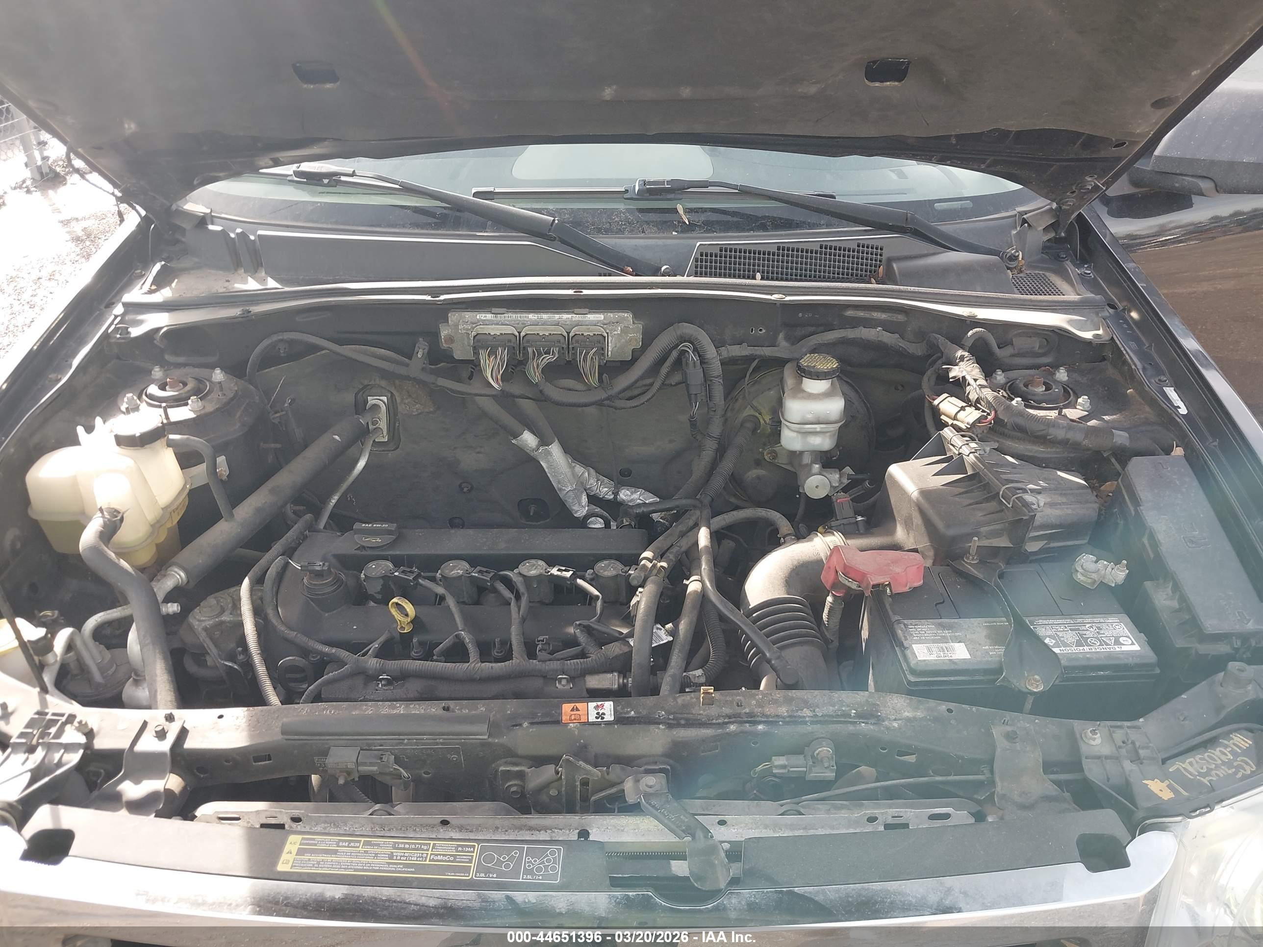 FORD ESCAPE image 10